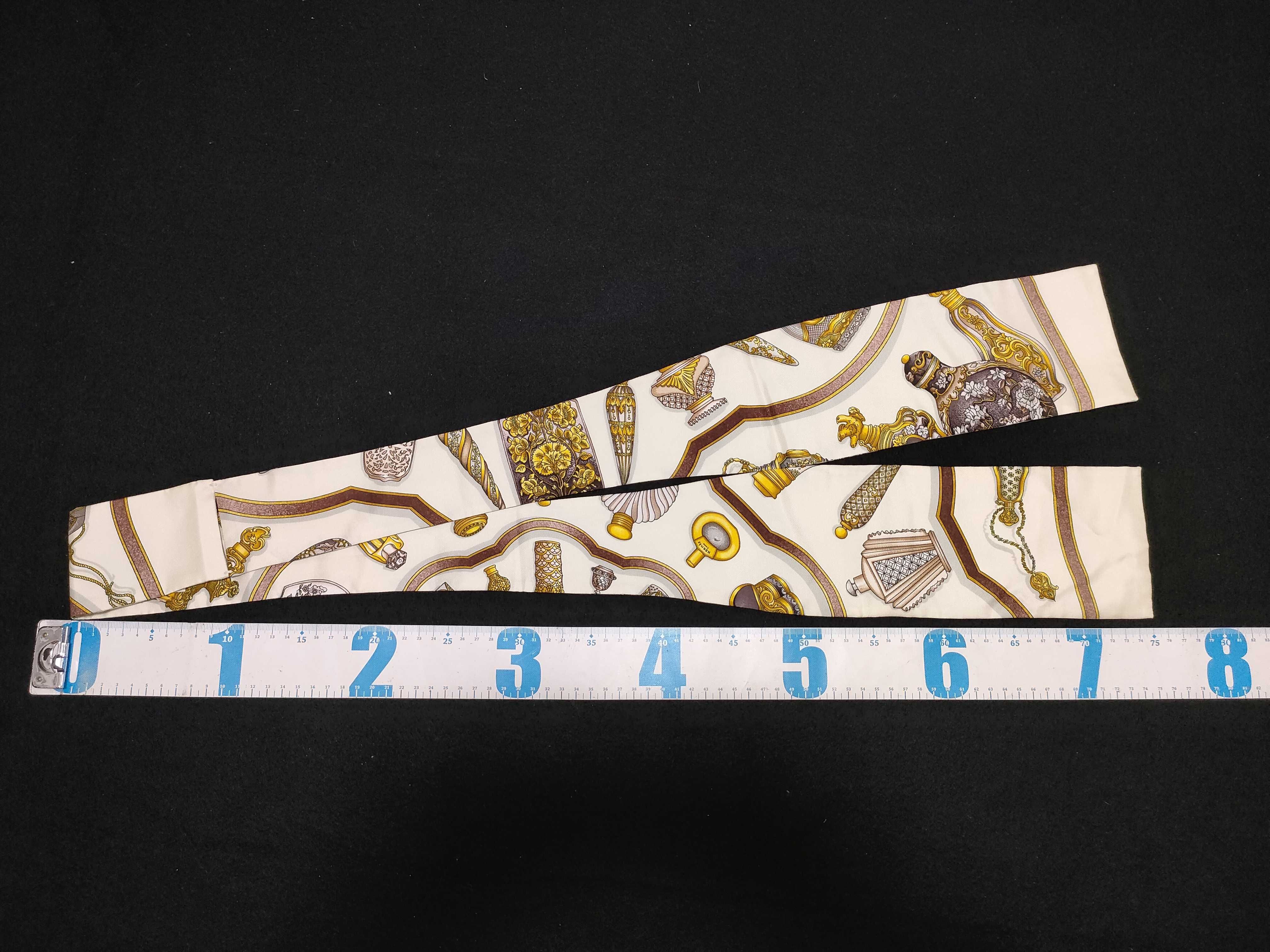 Hermes Silk Twilly Scarf Qu'importe le flacon Pattern