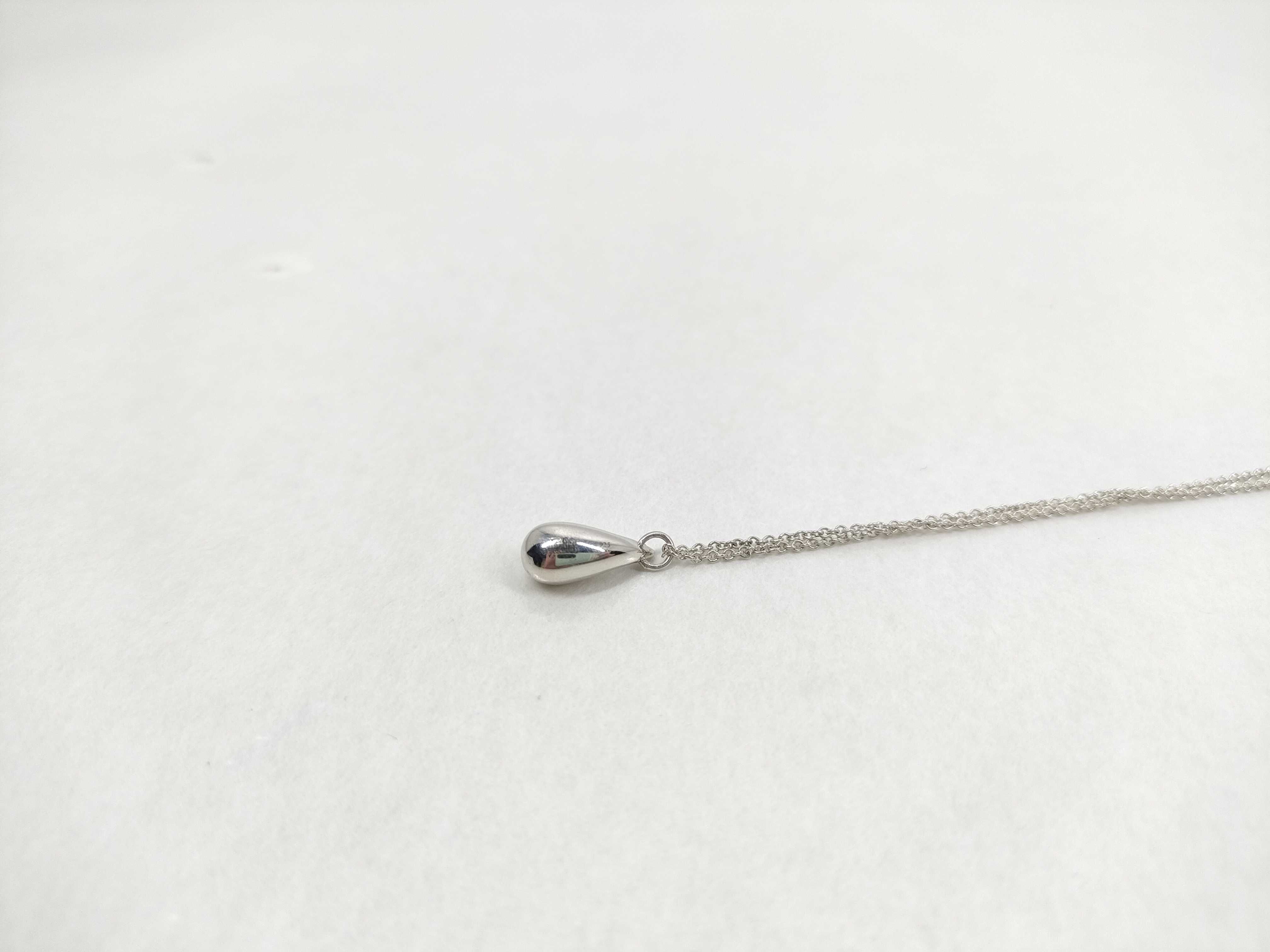 Tiffany and Co. Elsa Peretti Sterling Silver Teardrop Pendant Necklace