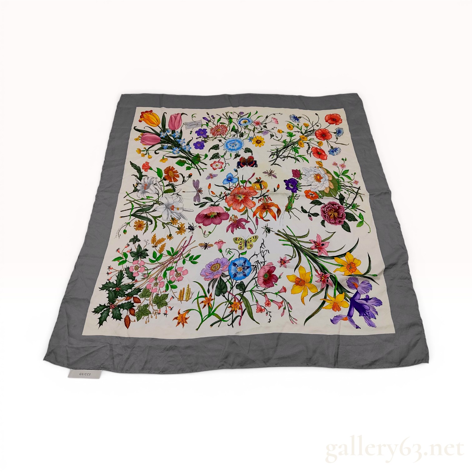 Gucci Vittorio Accornero Flora Print Silk Scarf