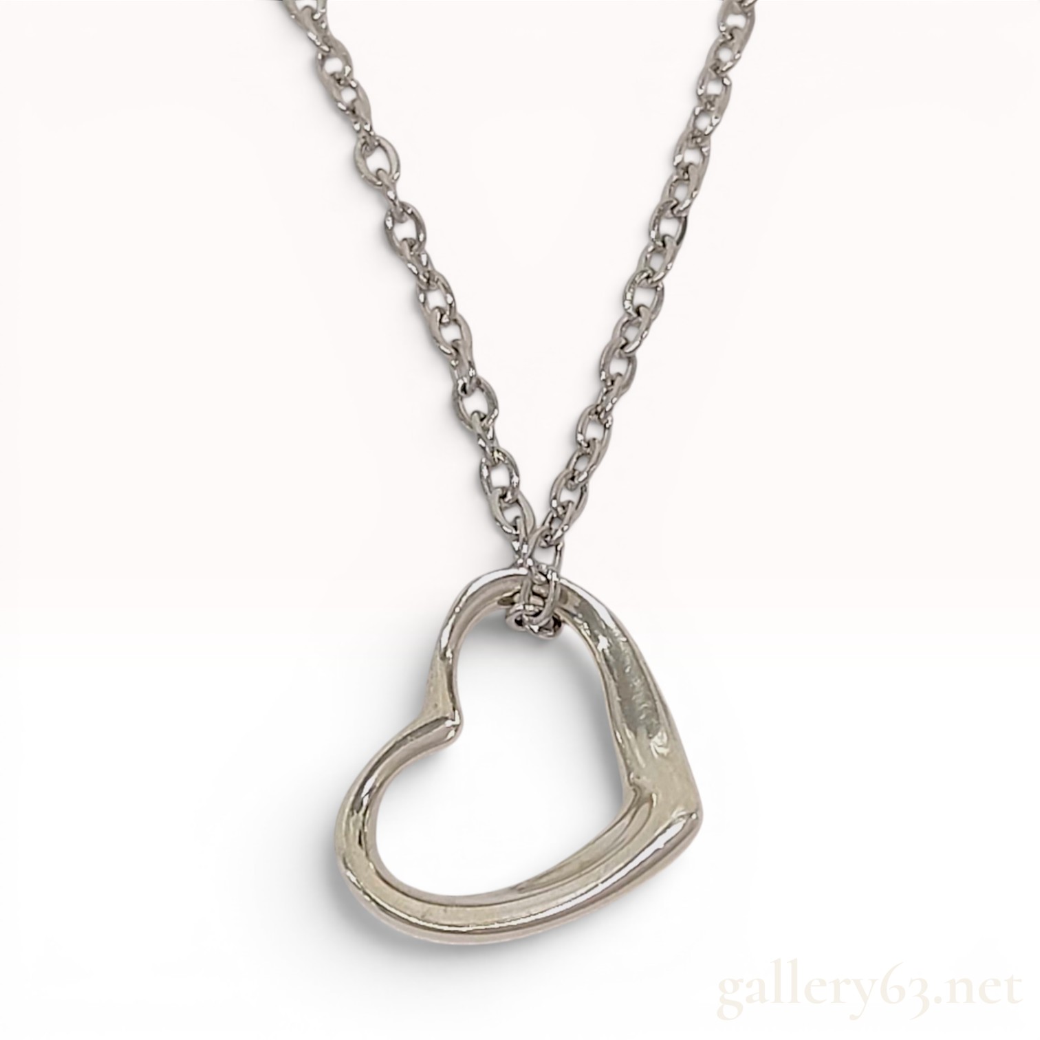 Tiffany & Co Elsa Peretti Sterling Silver Open Heart Pendant Necklace