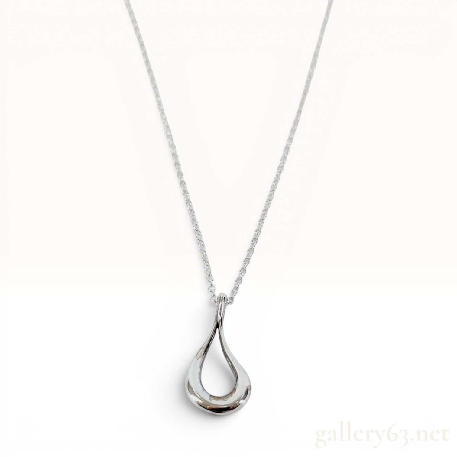 Tiffany and Co. Sterling Silver Elsa Peretti Open Teardrop Pendant Necklace