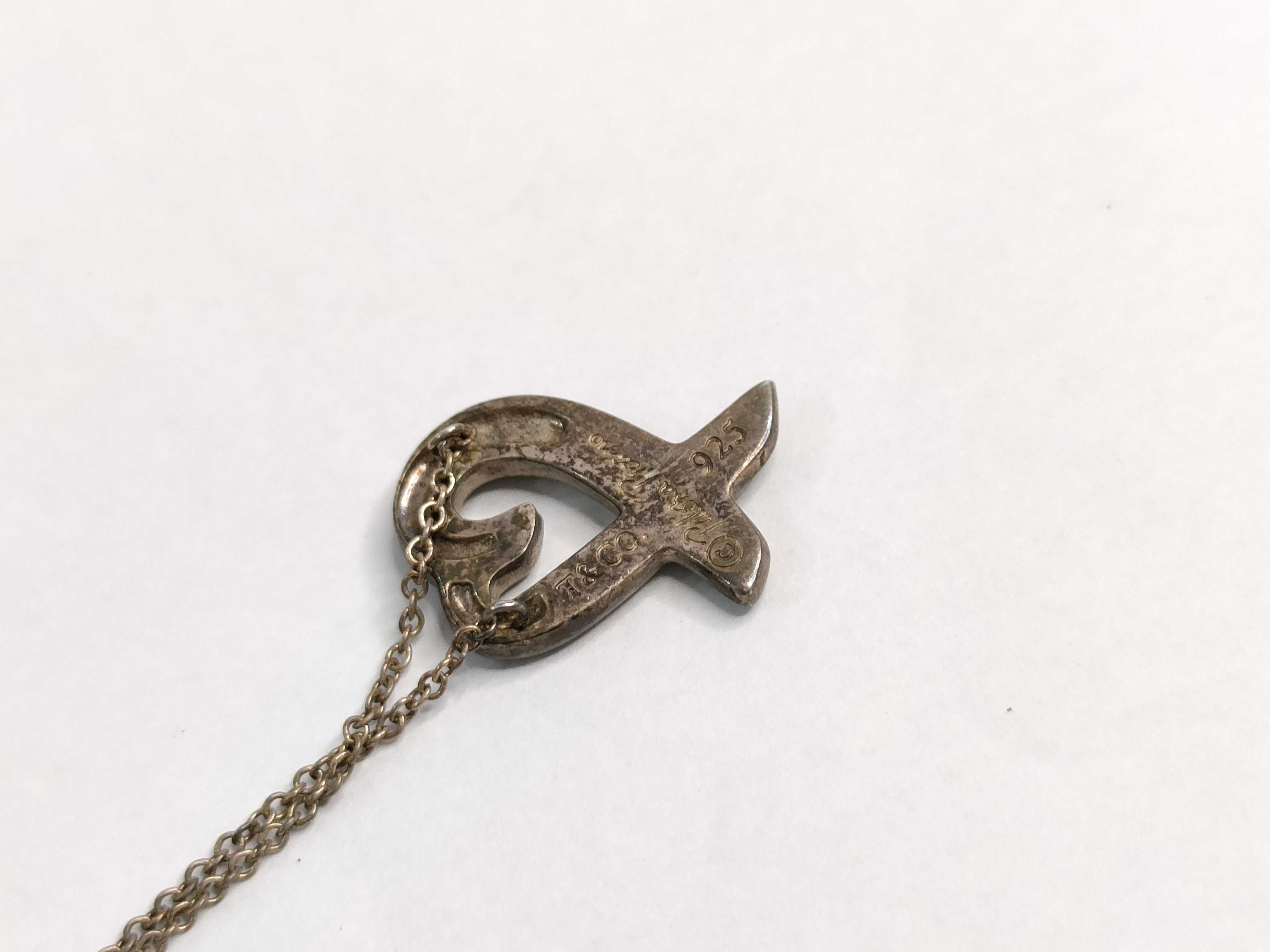 Tiffany and Co. Paloma Picasso Sterling Silver Loving Heart Pendant Necklace