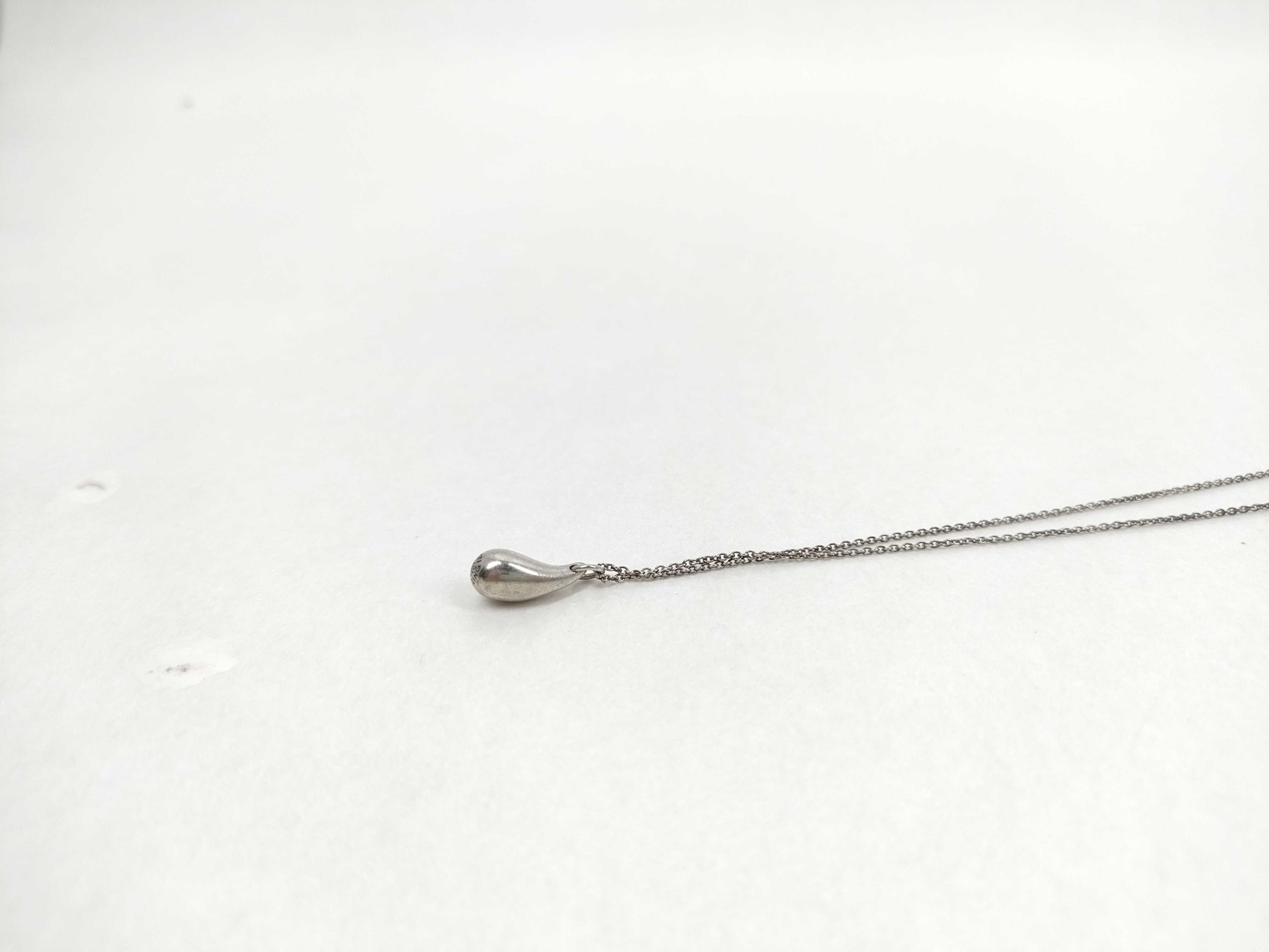 Tiffany and Co Elsa Peretti Sterling Silver Teardrop Necklace