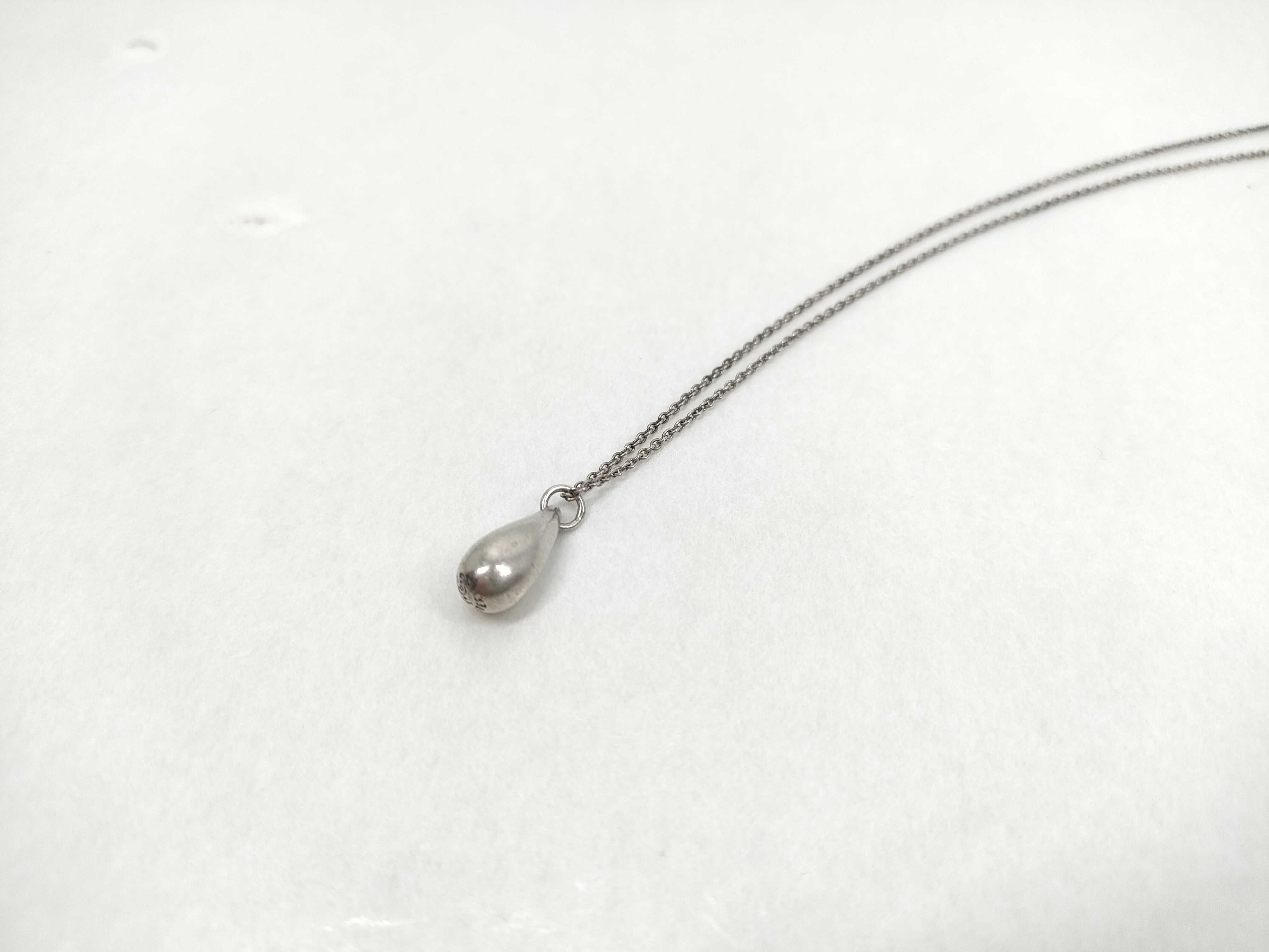 Tiffany and Co Elsa Peretti Sterling Silver Teardrop Necklace