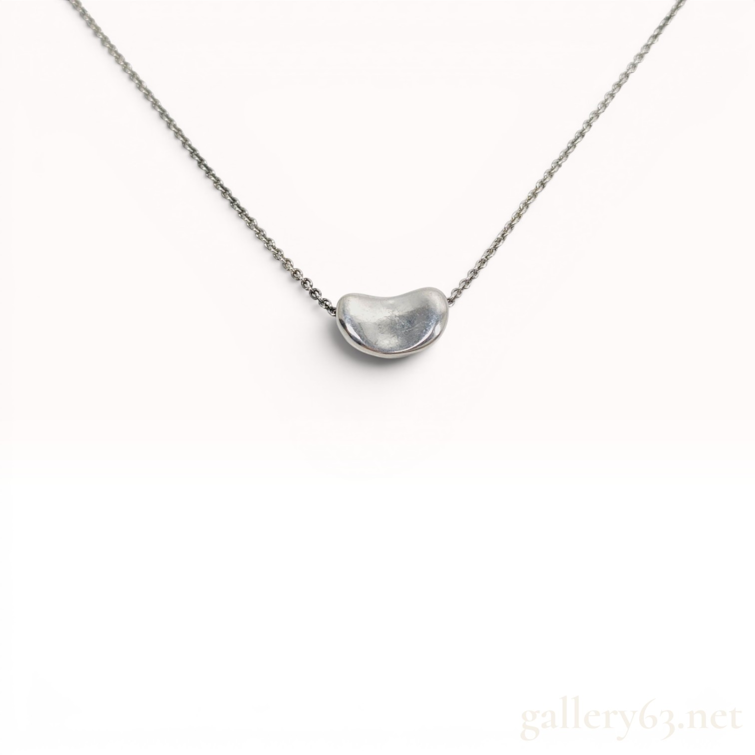 Tiffany and Co. Elsa Peretti Sterling Silver Bean Pendant Necklace