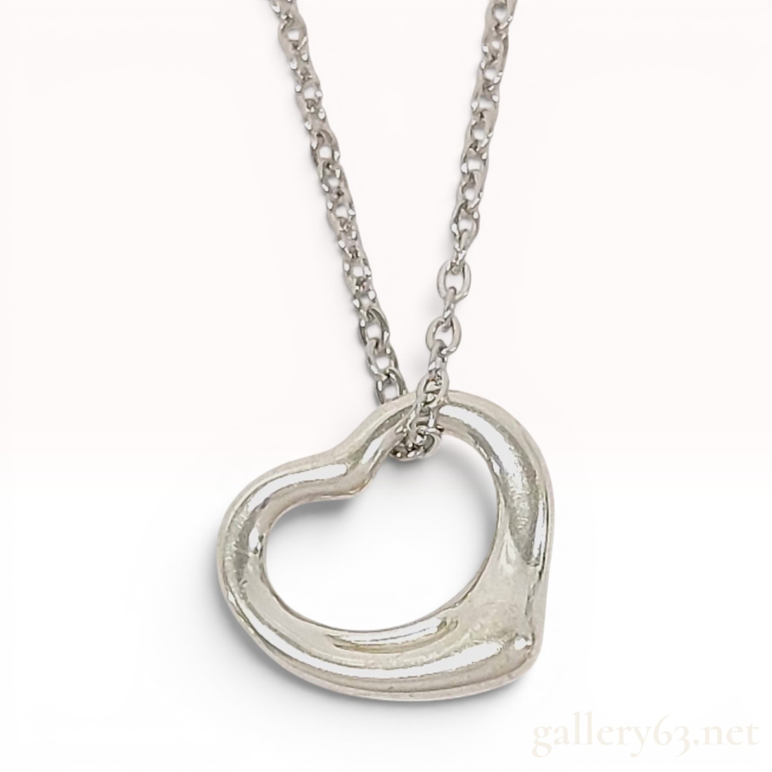 Tiffany & Co. Elsa Peretti Sterling Silver Open Heart Pendant Necklace