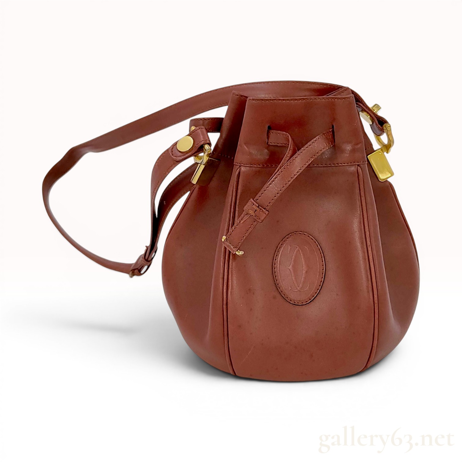 Must de Cartier Burgundy Leather Bucket Bag