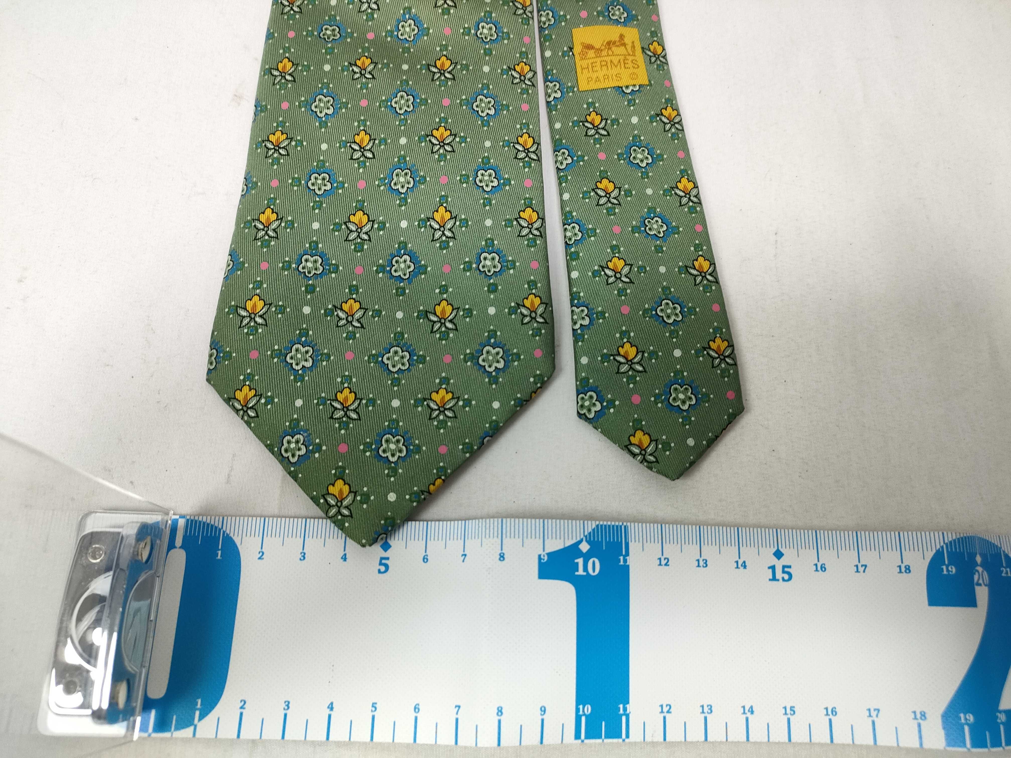Hermes Silk Micro Floral Pattern Necktie
