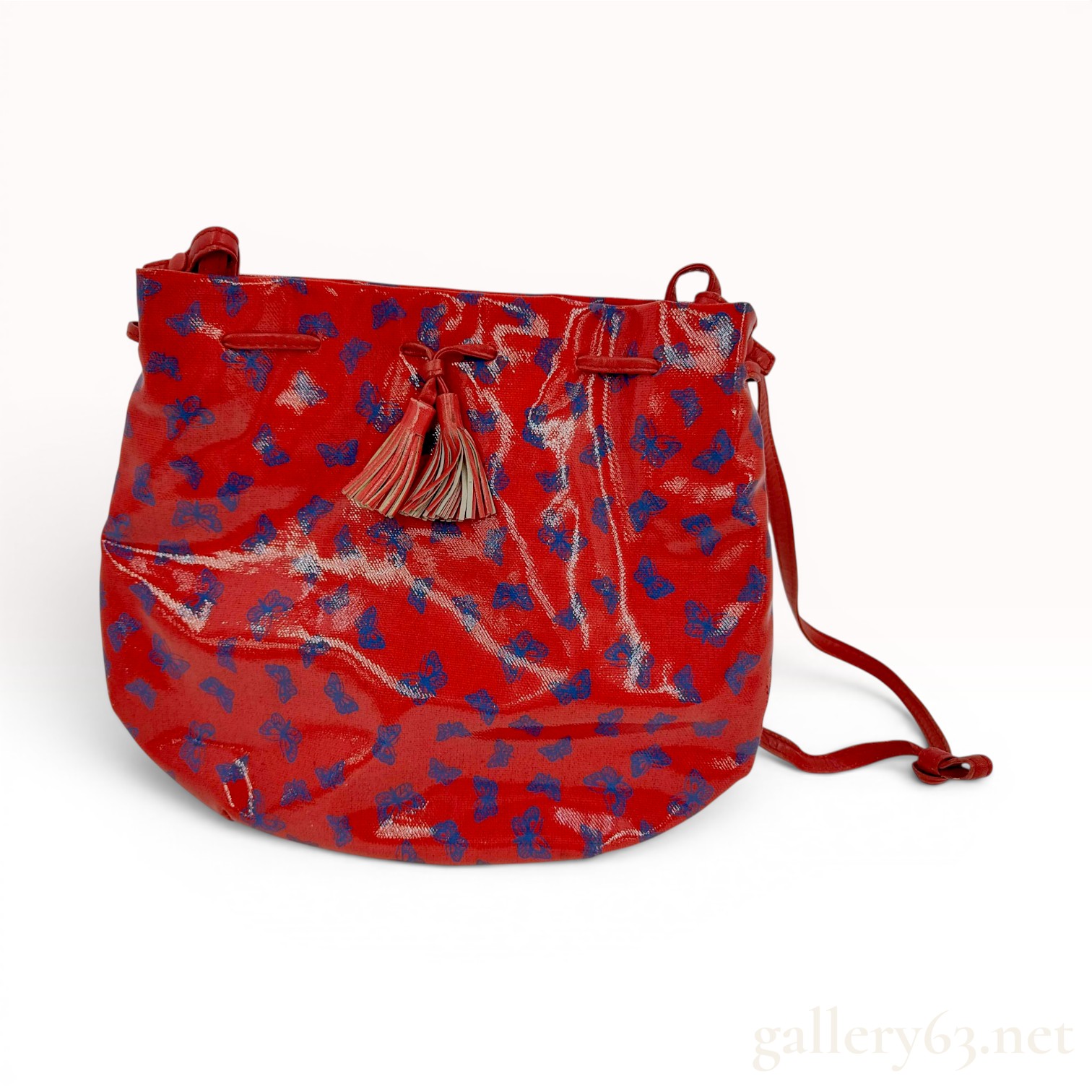 Bottega Veneta Vintage Red Patent Leather Butterfly Print Drawstring Shoulder Bag