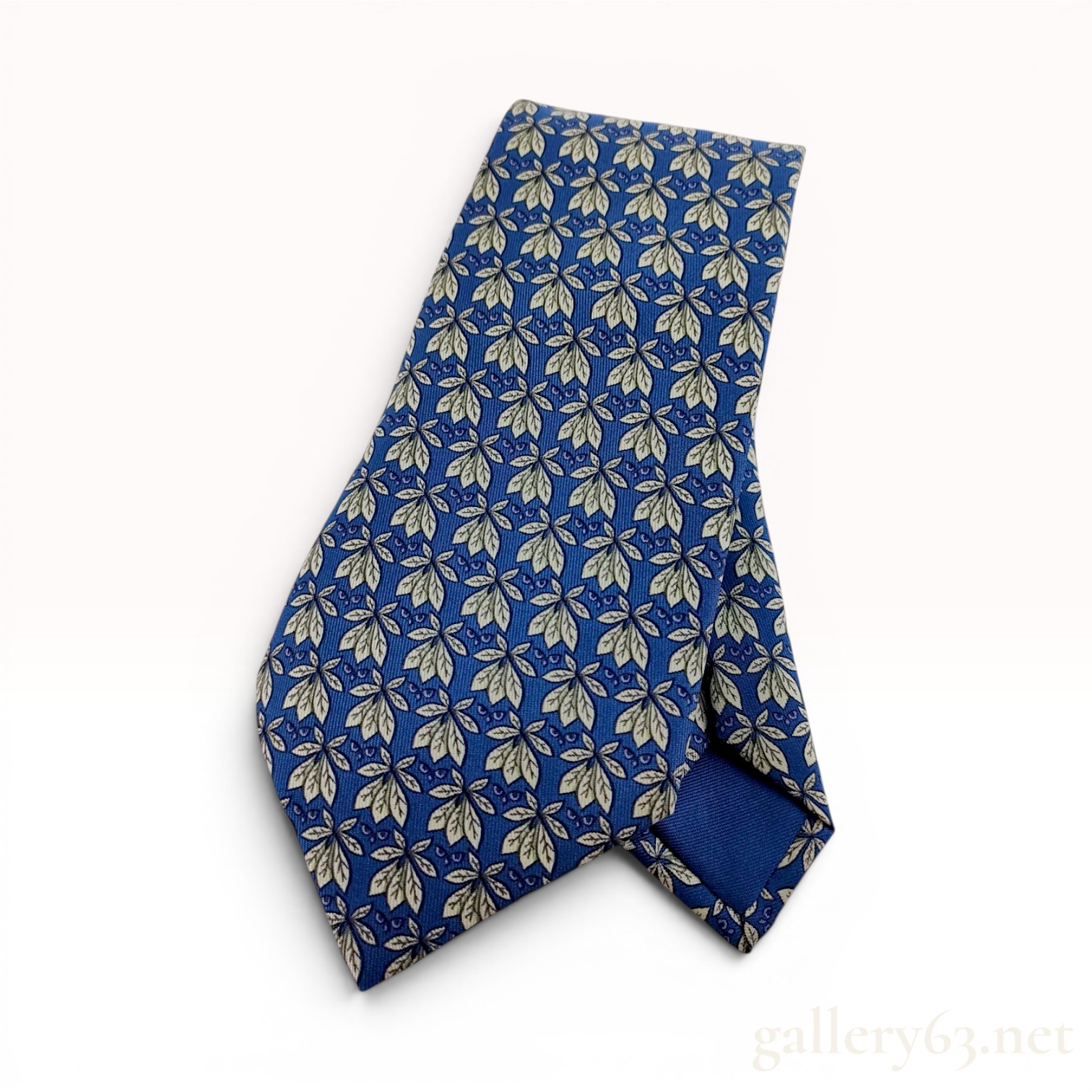 Hermes Paris Silk Necktie Pattern 7752 OA