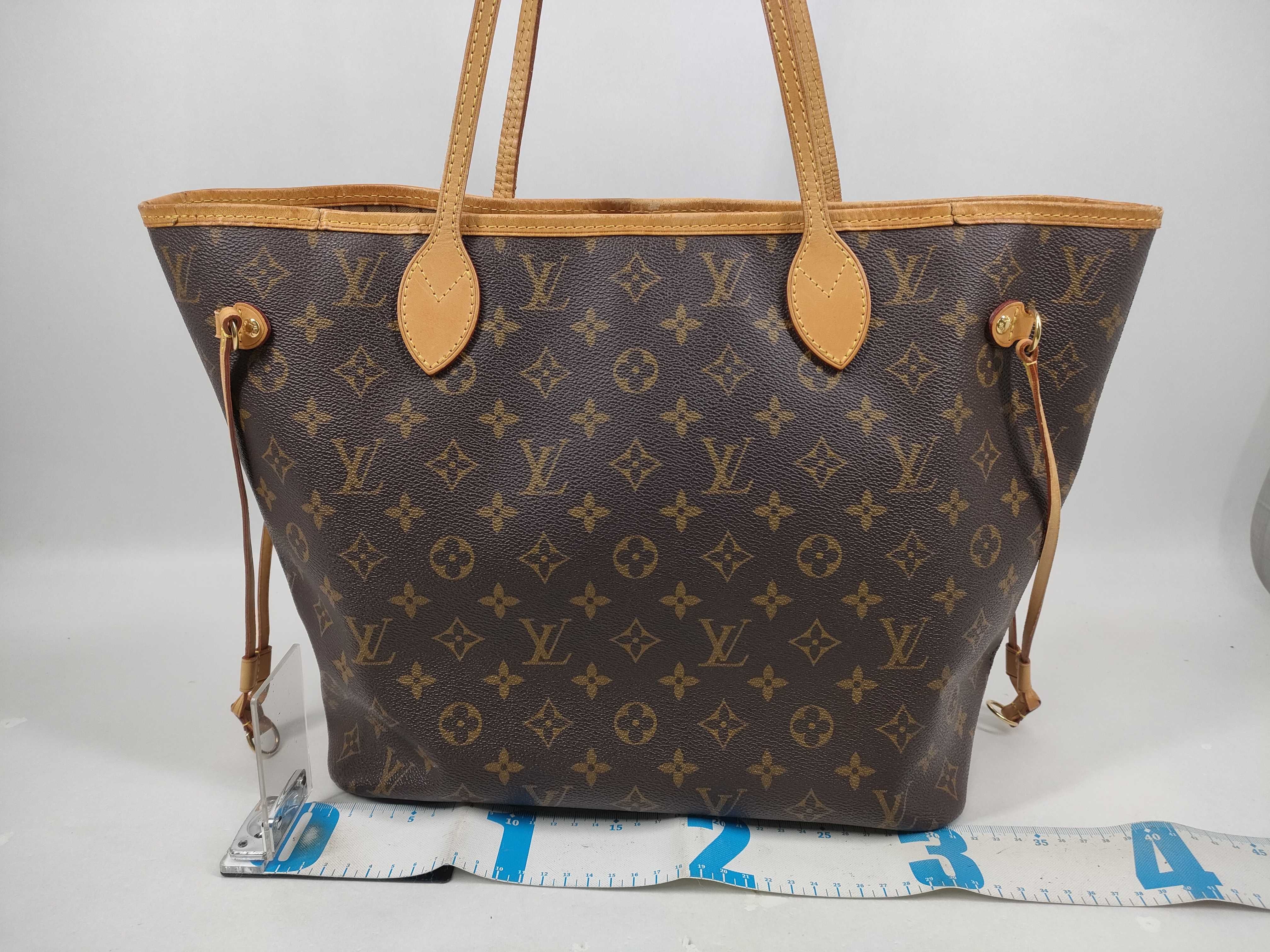 Louis Vuitton Monogram Canvas Neverfull MM Tote Bag with Box
