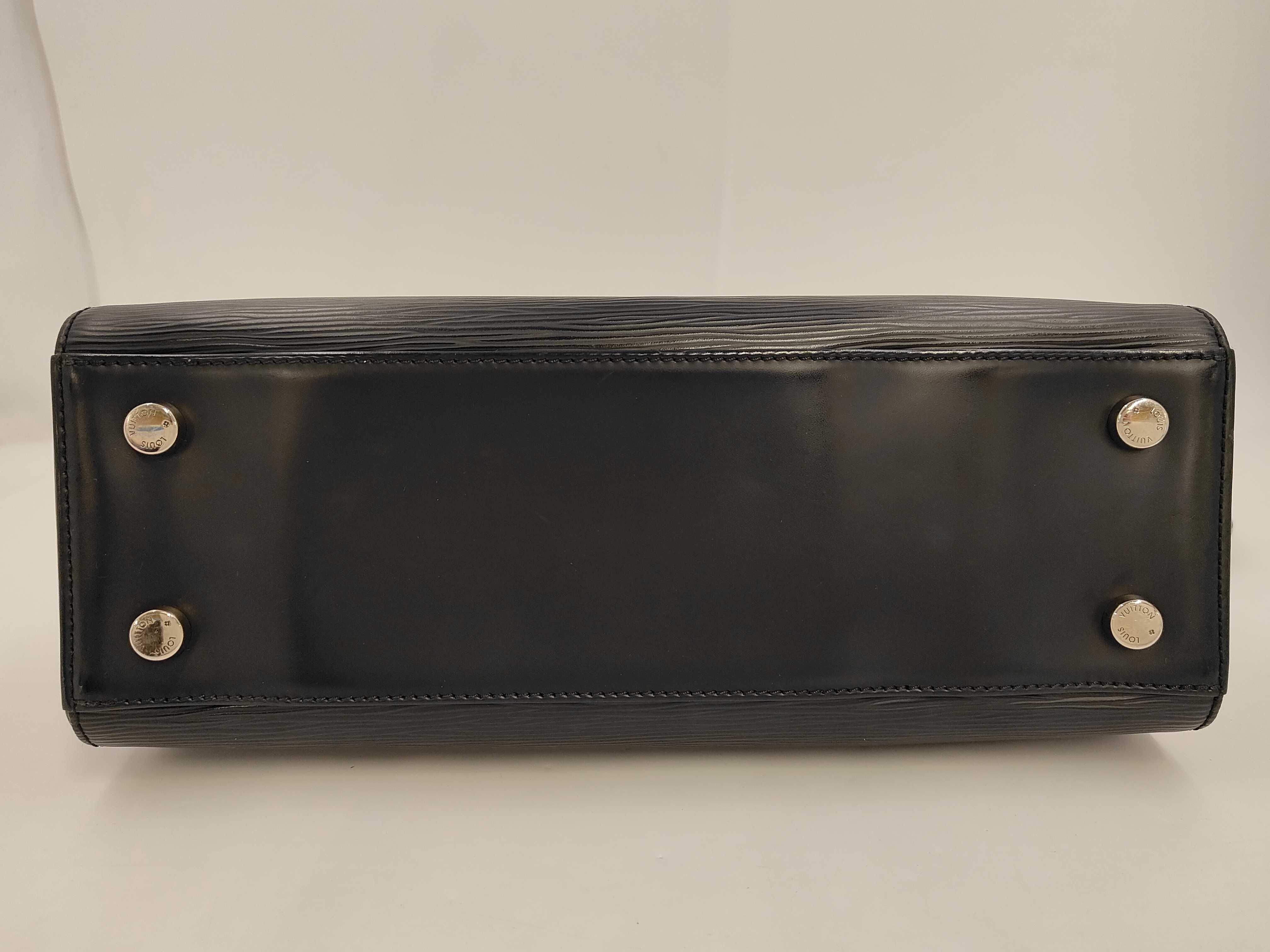 Louis Vuitton Black Epi Leather Brea MM Handbag