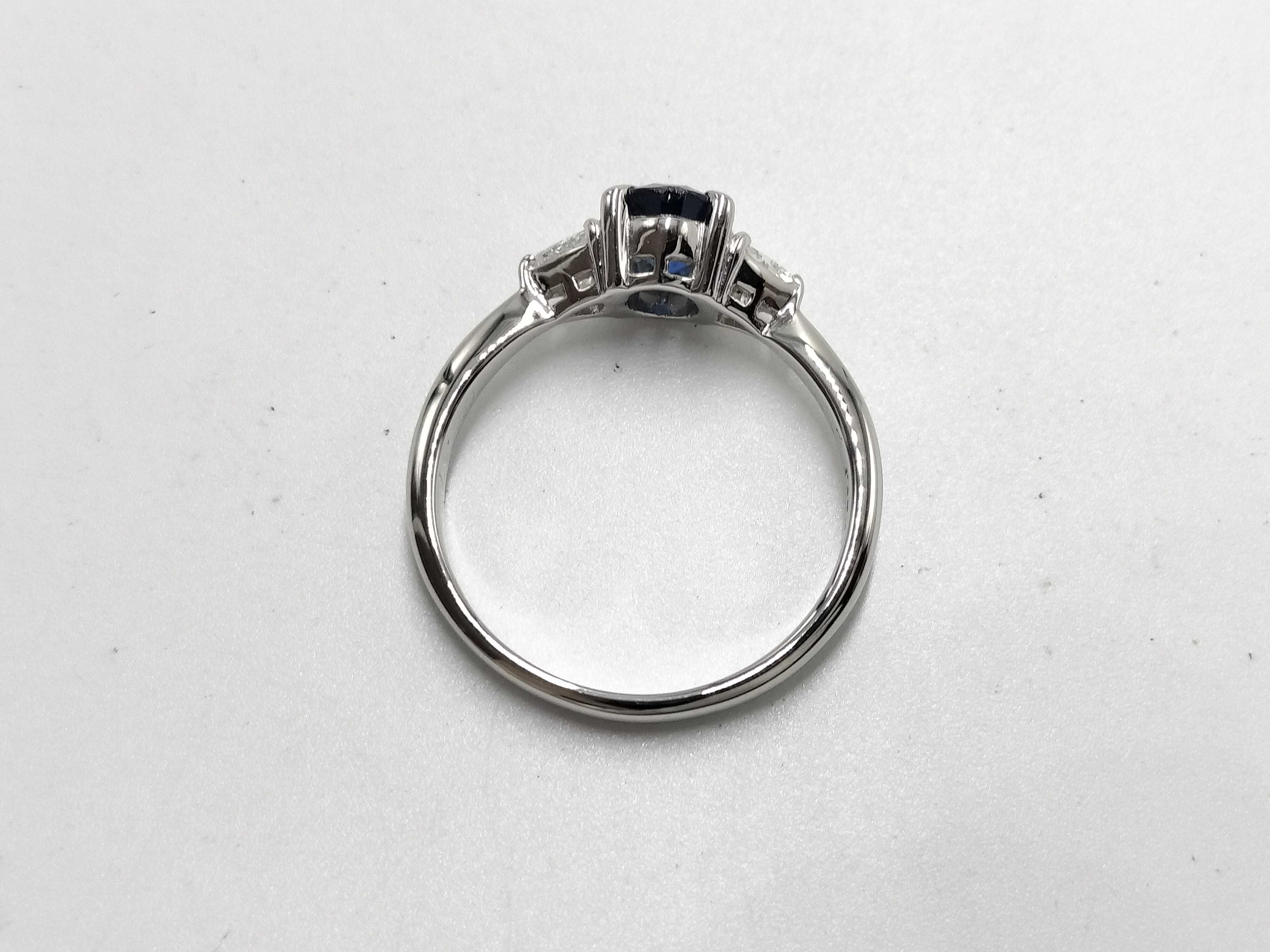 Pt900 Platinum Sapphire and Diamond Three-Stone Ring