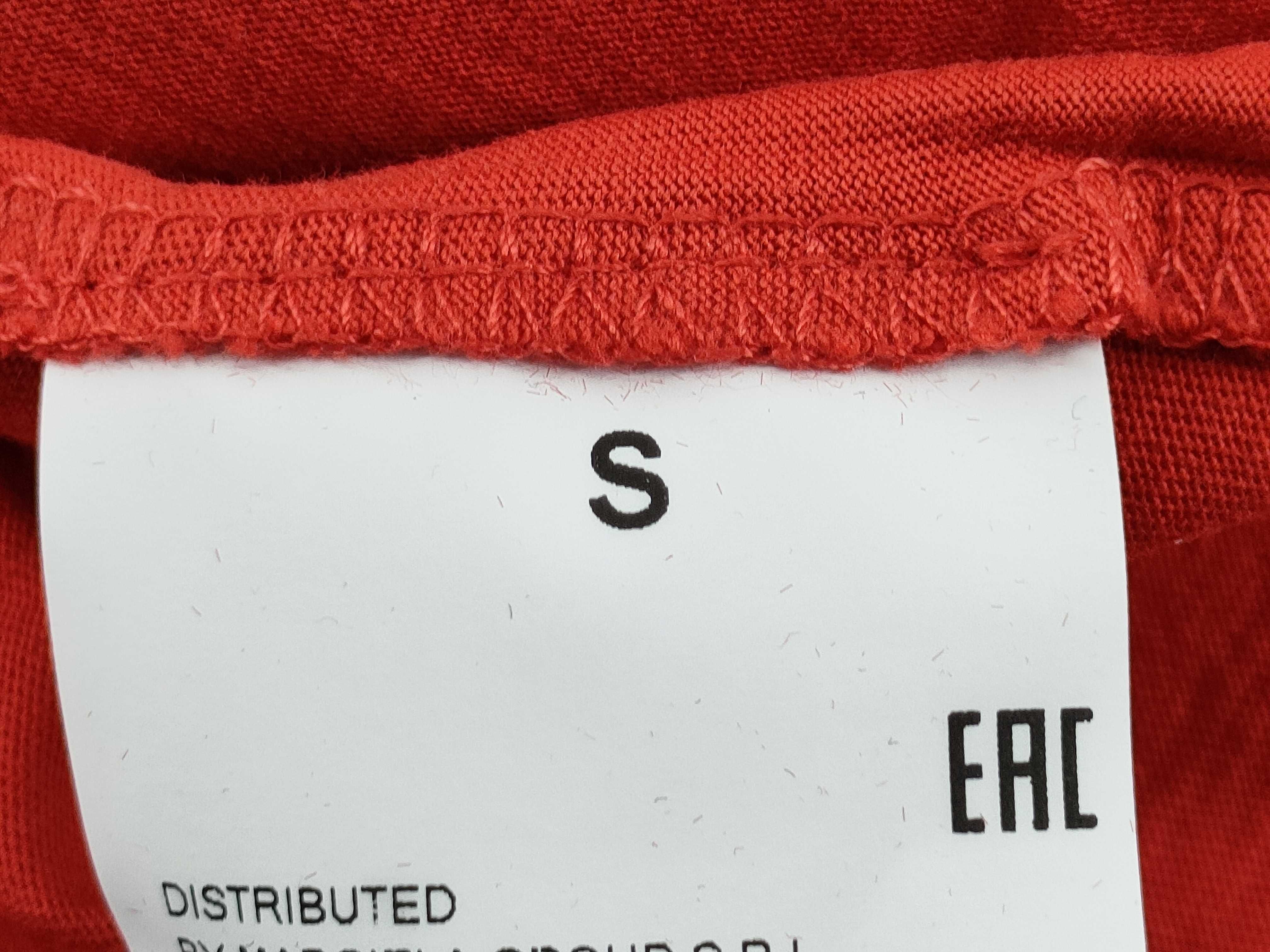 Maison Margiela MM6 Red Cotton V-Neck T-Shirt