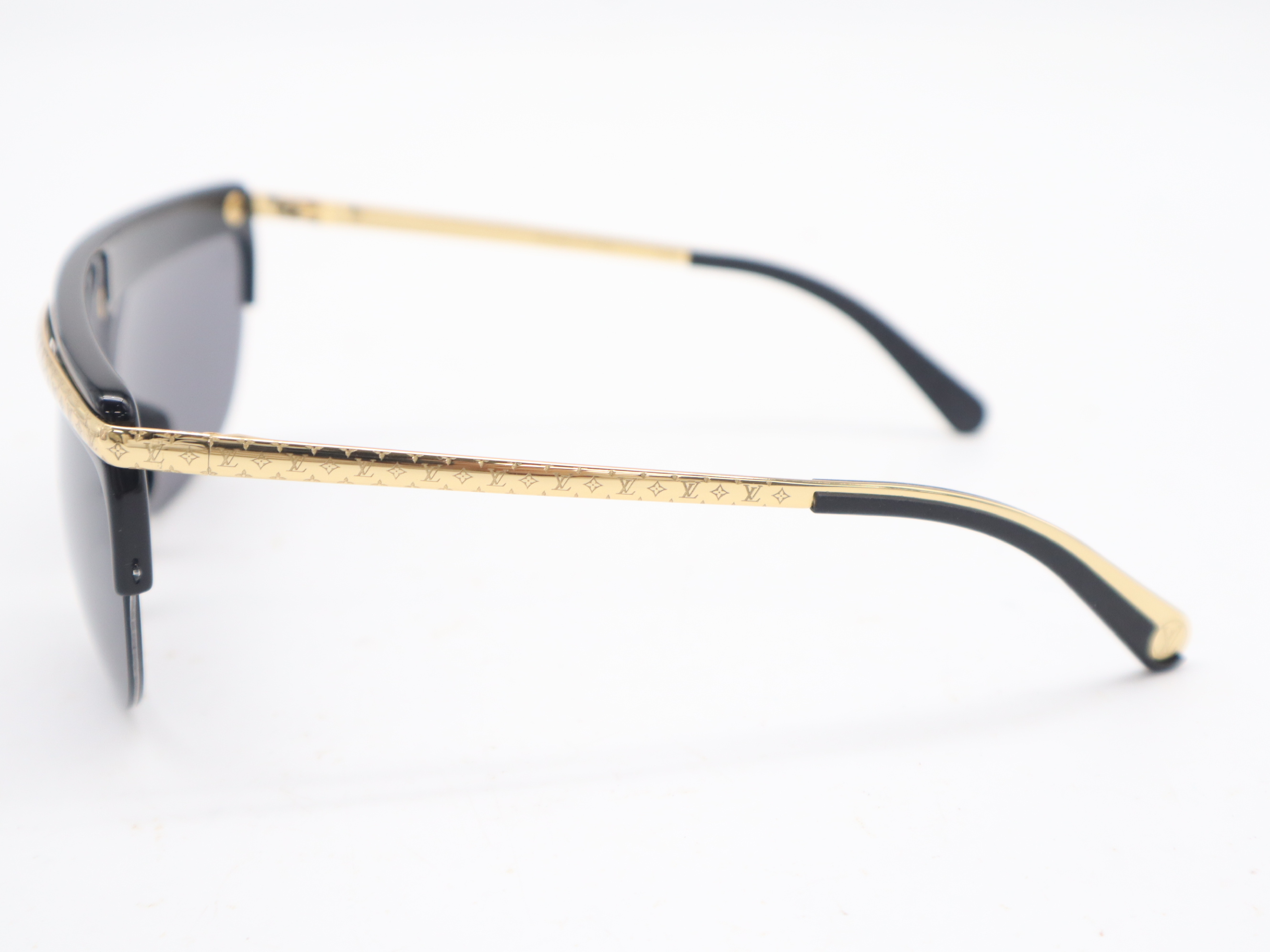 Louis Vuitton Easy Rider Shield Sunglasses