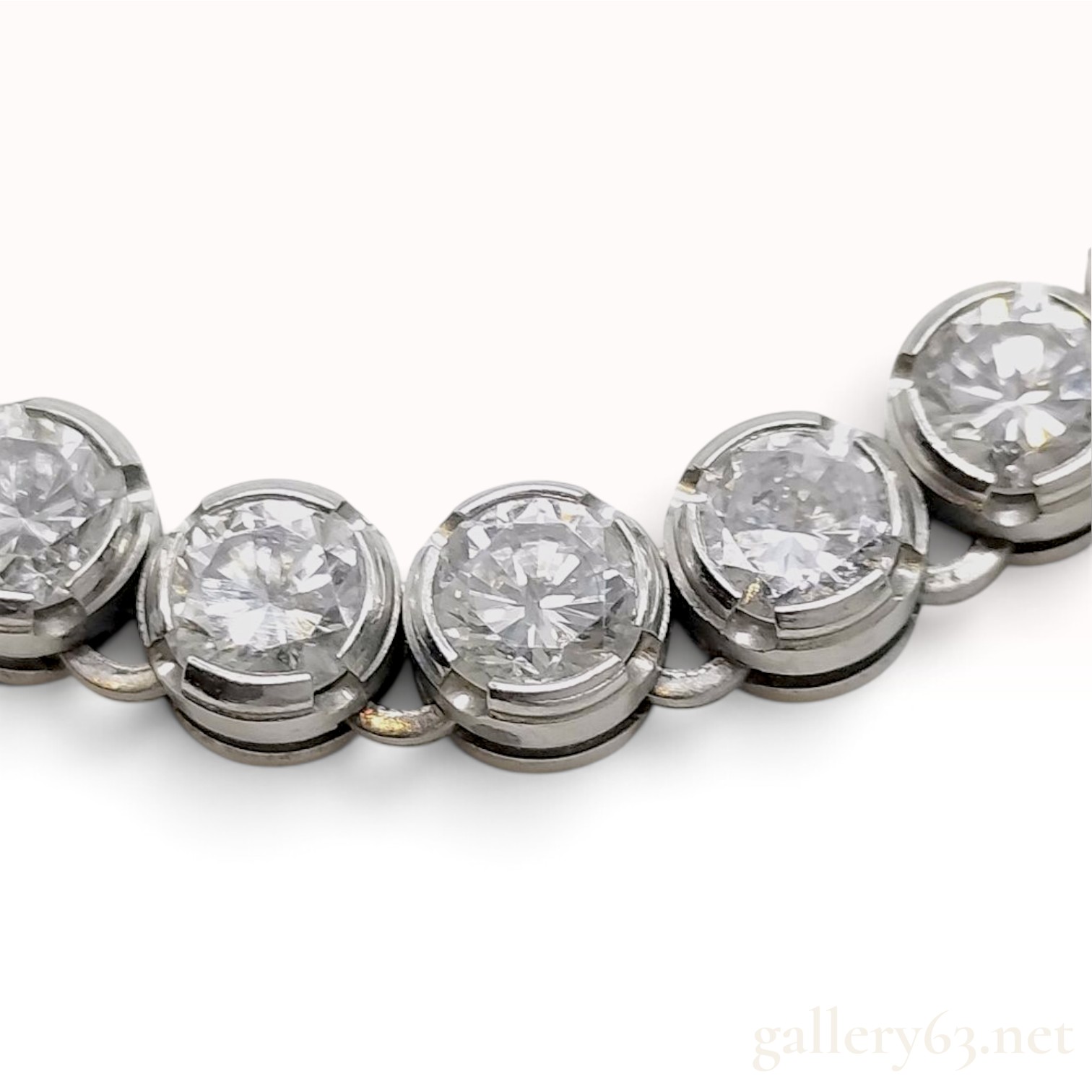 A Platinum and 10.00ctw Natural Diamond Graduated Tennis Necklace