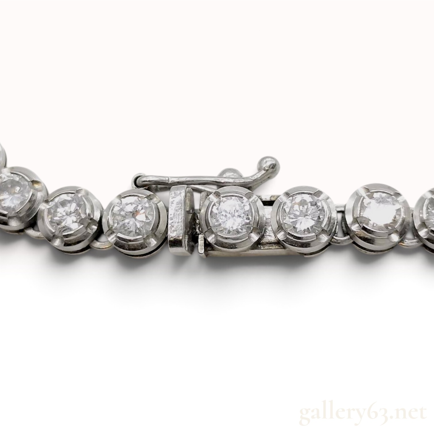 A Platinum and 10.00ctw Natural Diamond Graduated Tennis Necklace