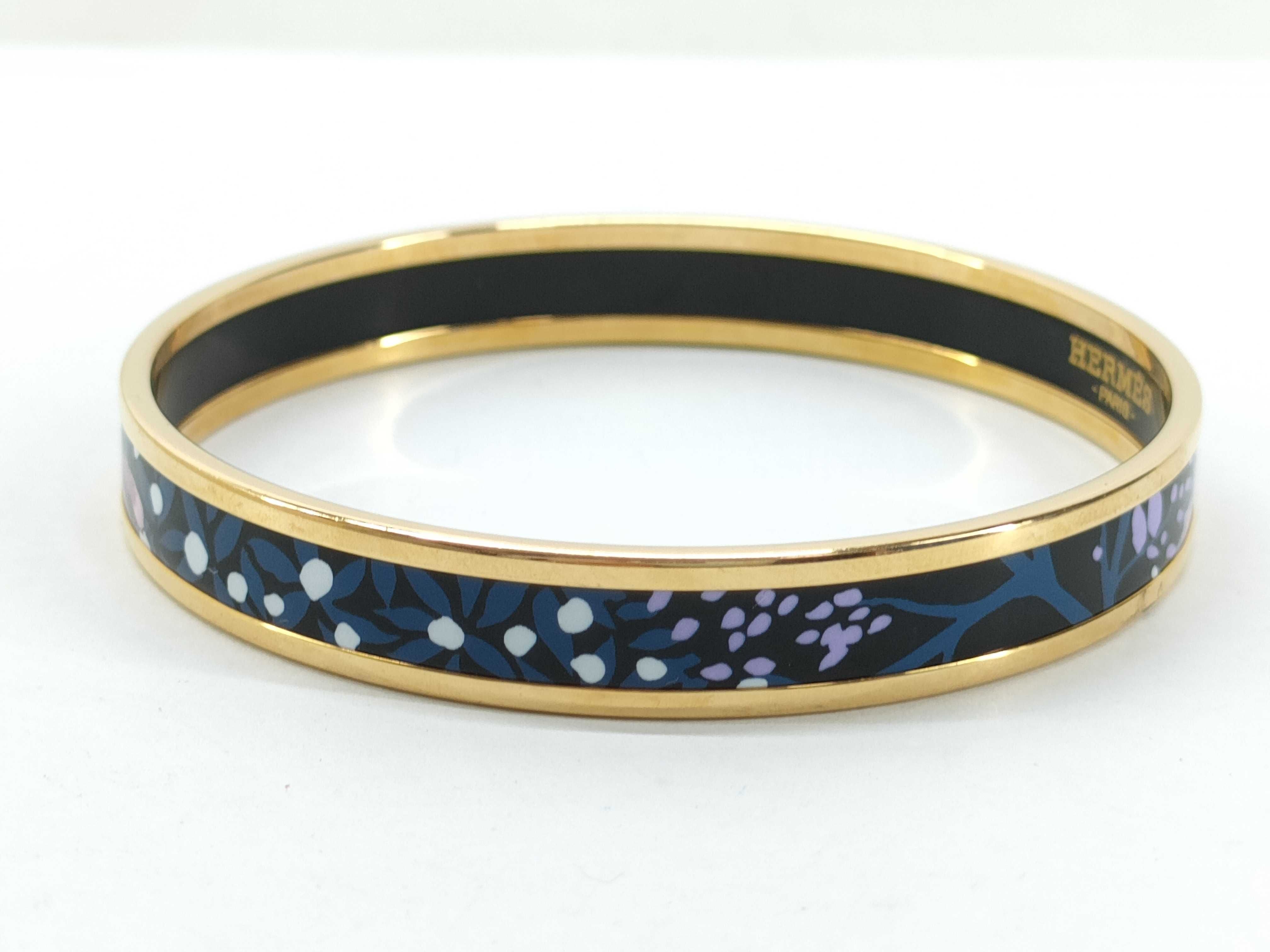 Hermes Gold Plated Enamel Bangle Bracelet in Dans Un Jardin Anglais Pattern