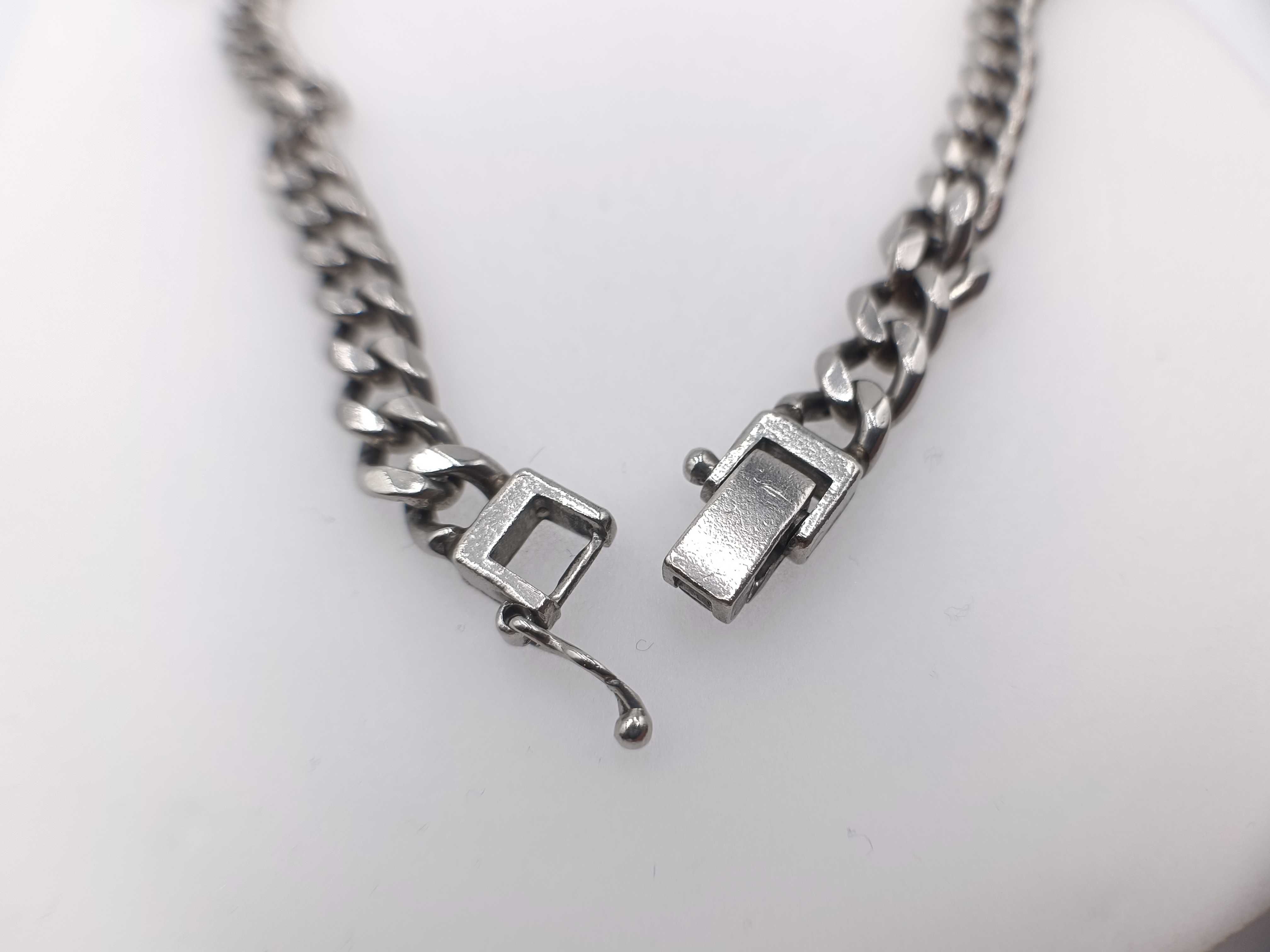 Pt850 Platinum Two-Side Cut Curb Link Kihei Chain Necklace 97.4 Grams