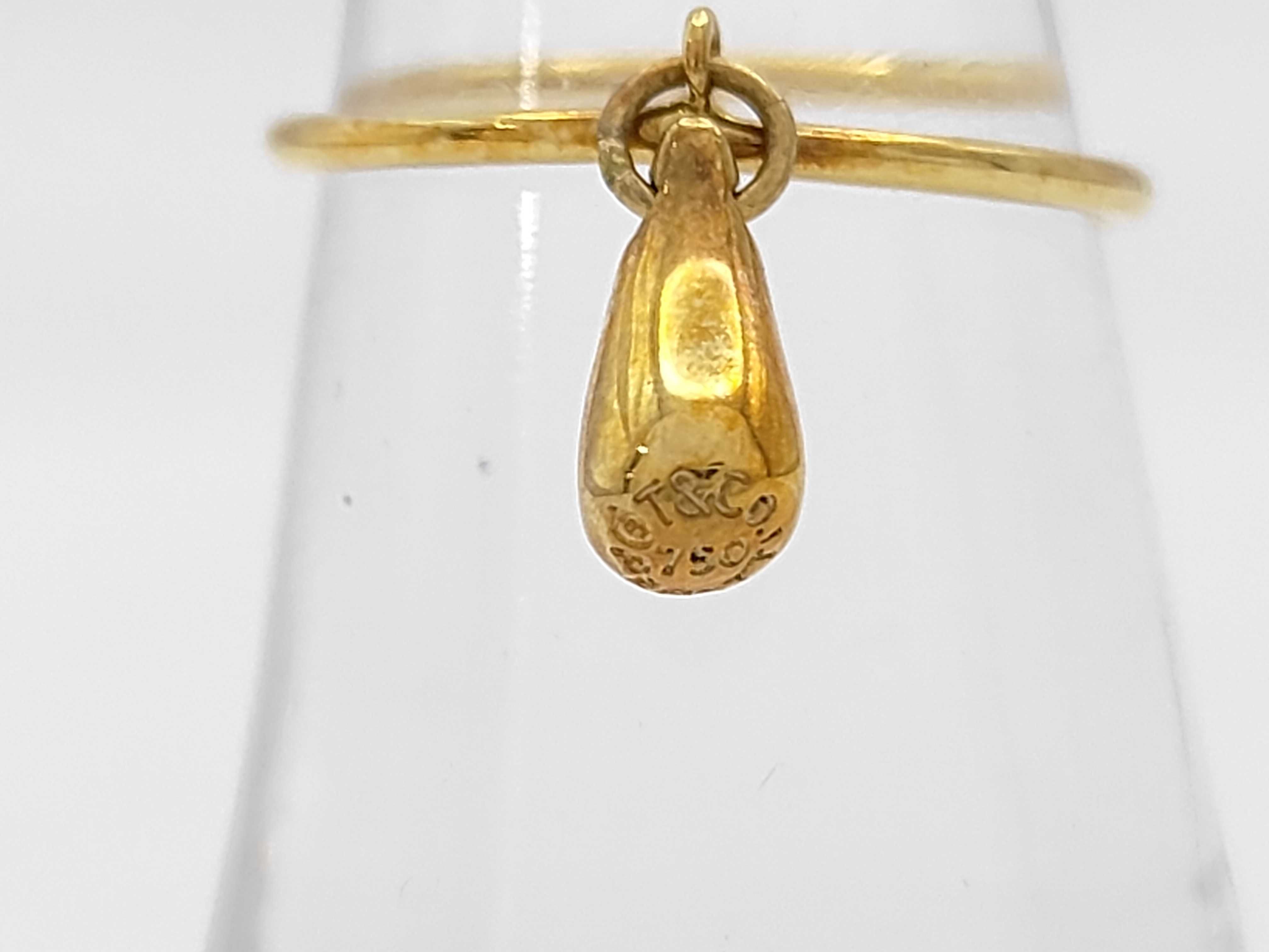 Tiffany and Co. Elsa Peretti 18K Yellow Gold Teardrop Dangle Charm Ring with Box