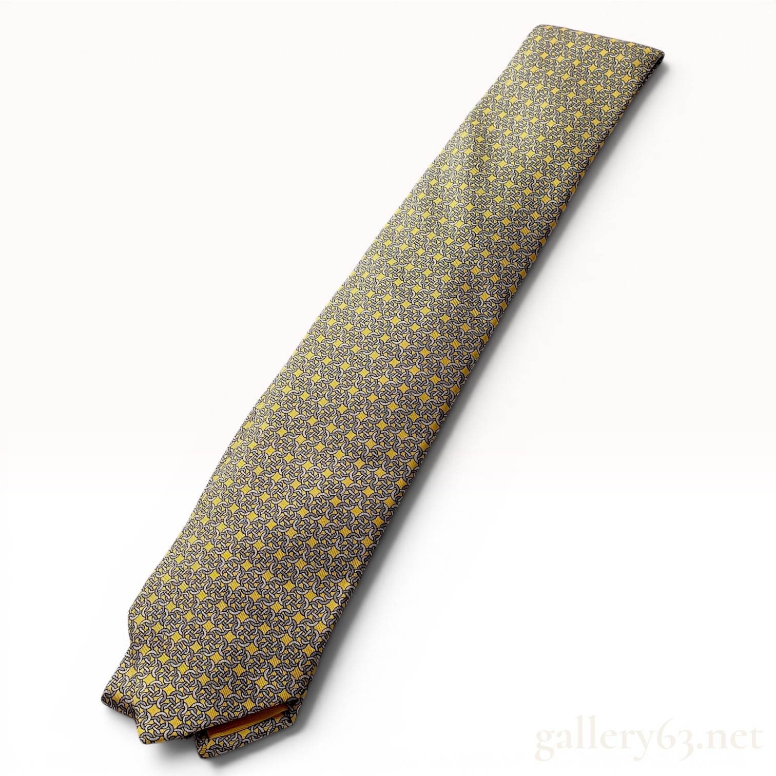 Hermes Mousquetons Silk Twill Necktie in Jaune Gris Perle with Original Box