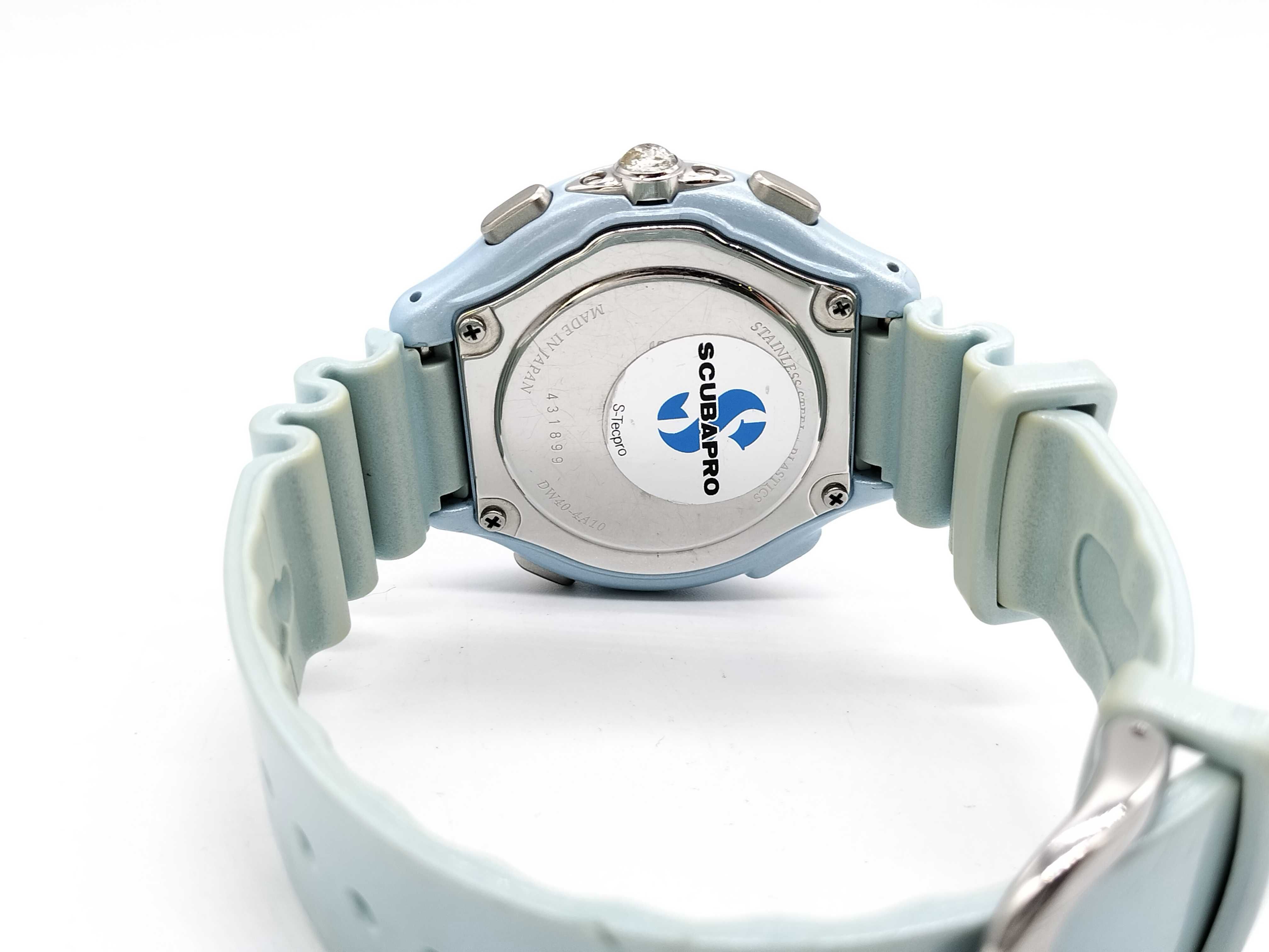 Scubapro Xtender Quattro Dive Computer and Digital Watch Model DW40-4A10