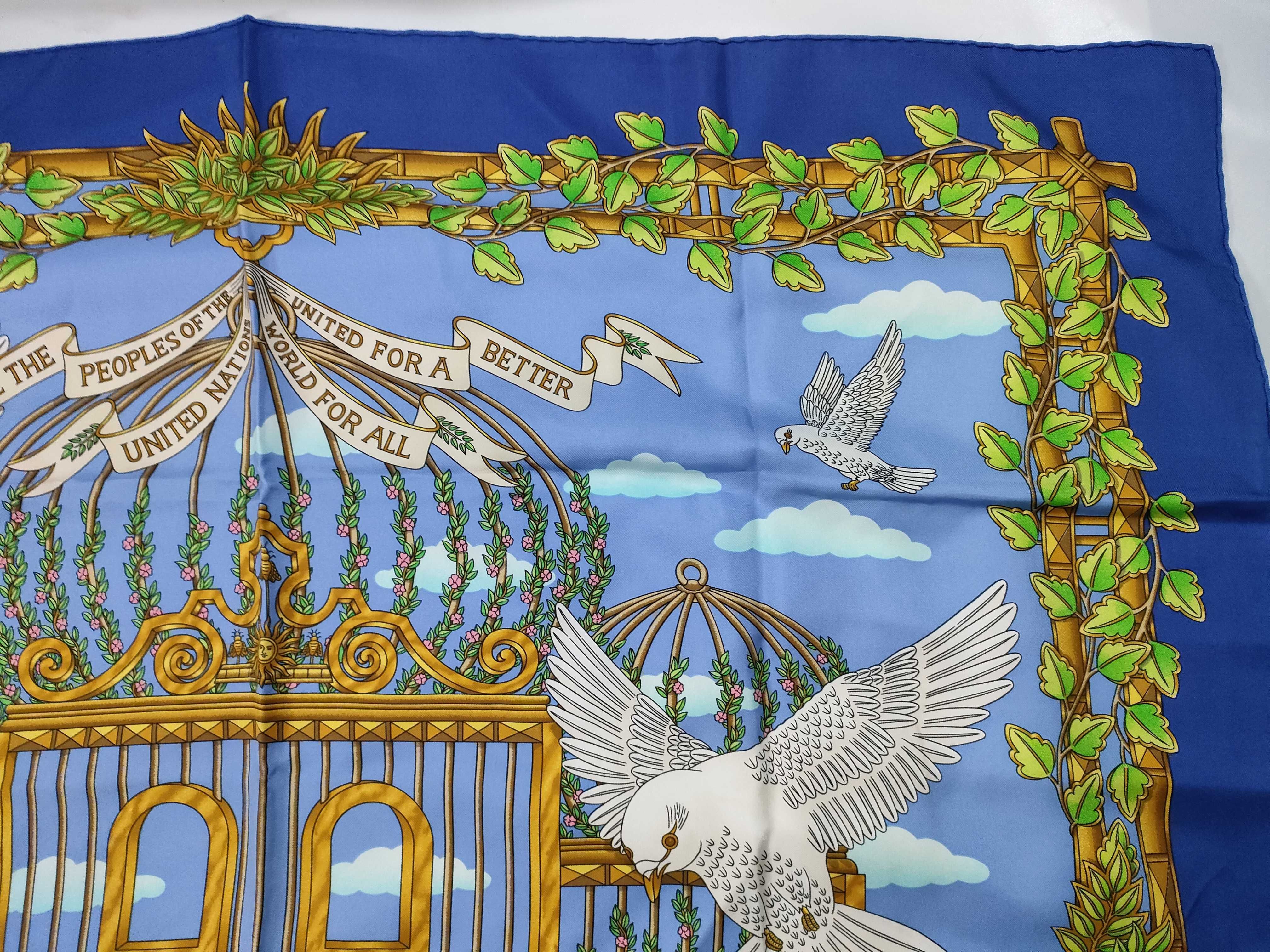 Hermes Commemorative 50th Anniversary of the United Nations Silk Carre 90 (rare)