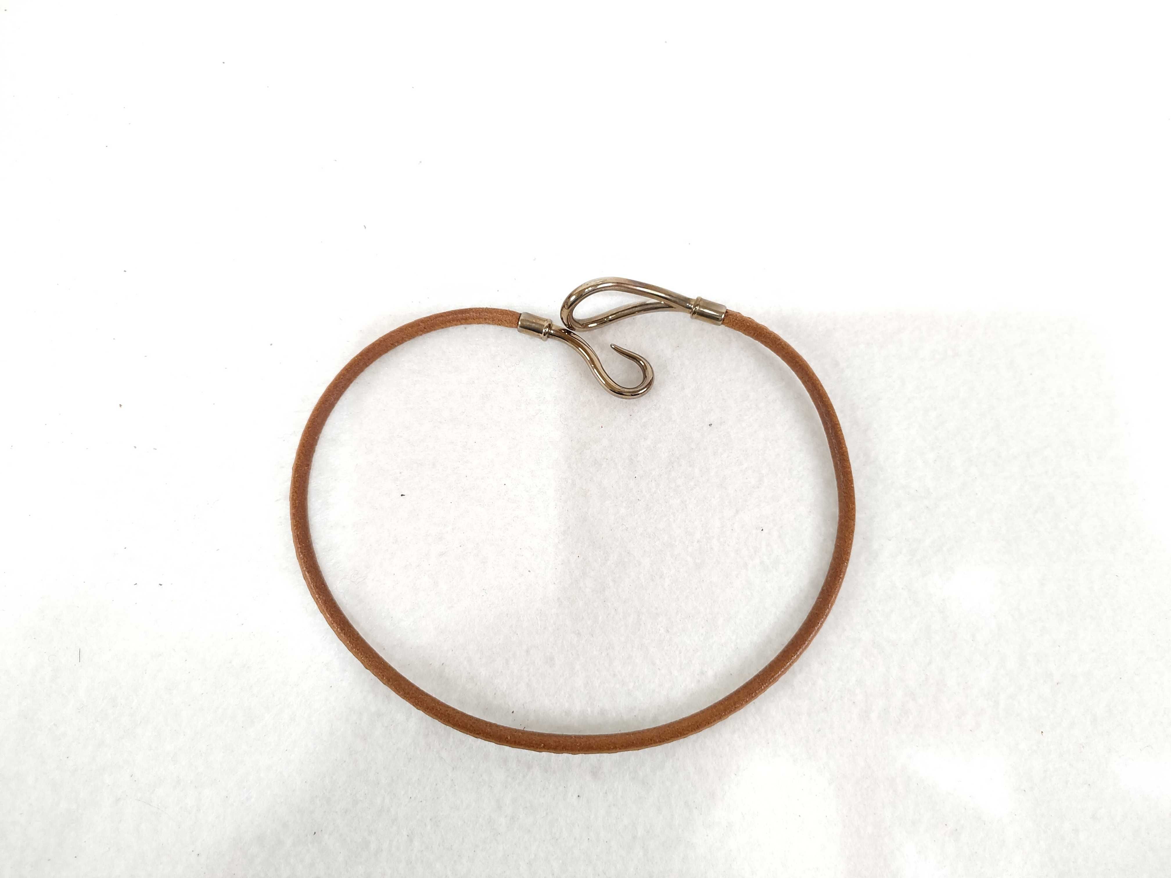 Hermes Jumbo Hook double tour bracelet in brown leather with palladium-plated hardware
