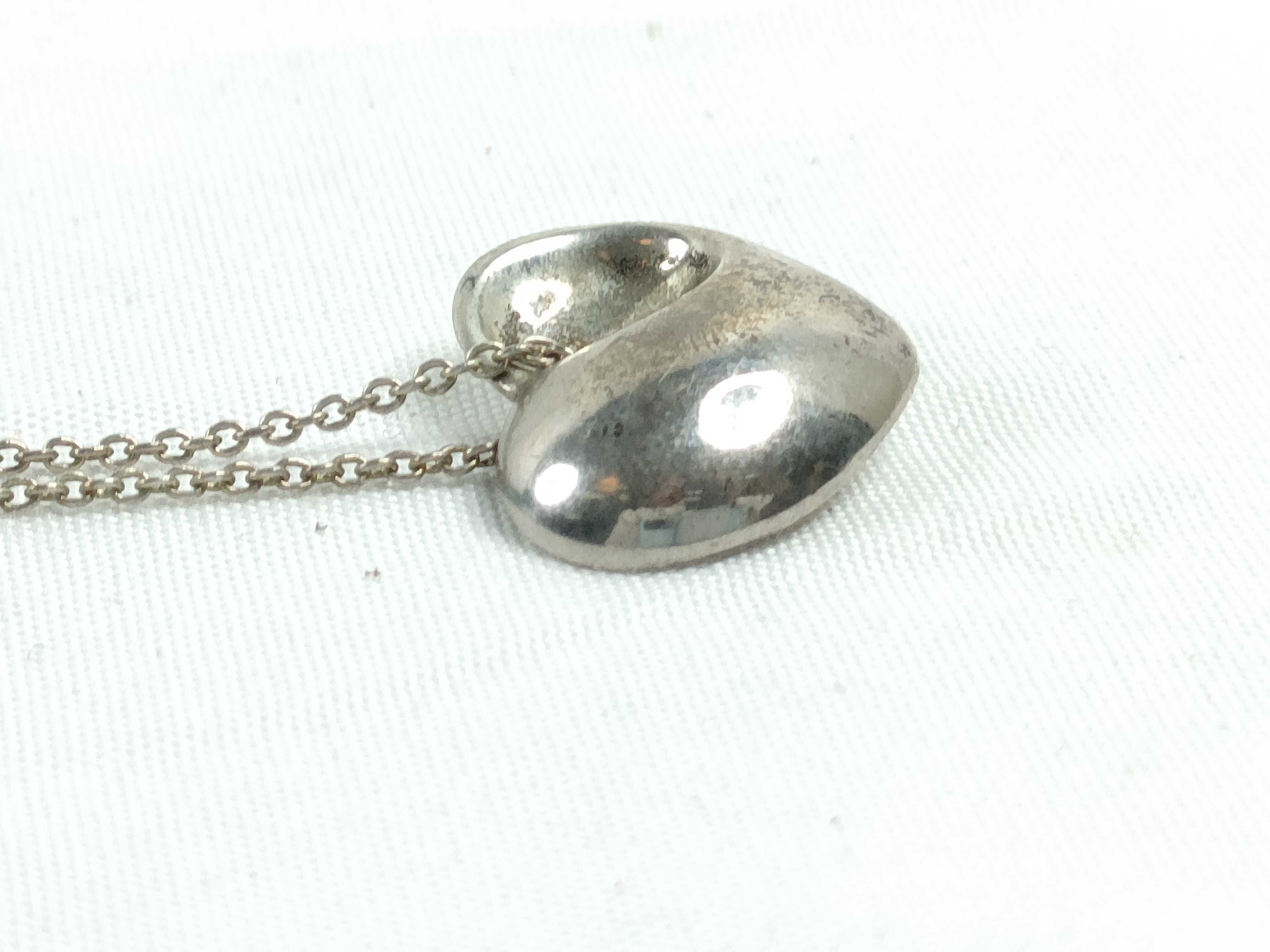 925 Sterling Silver Tiffany Elsa Peretti Folded Heart Pendant 15 inch.