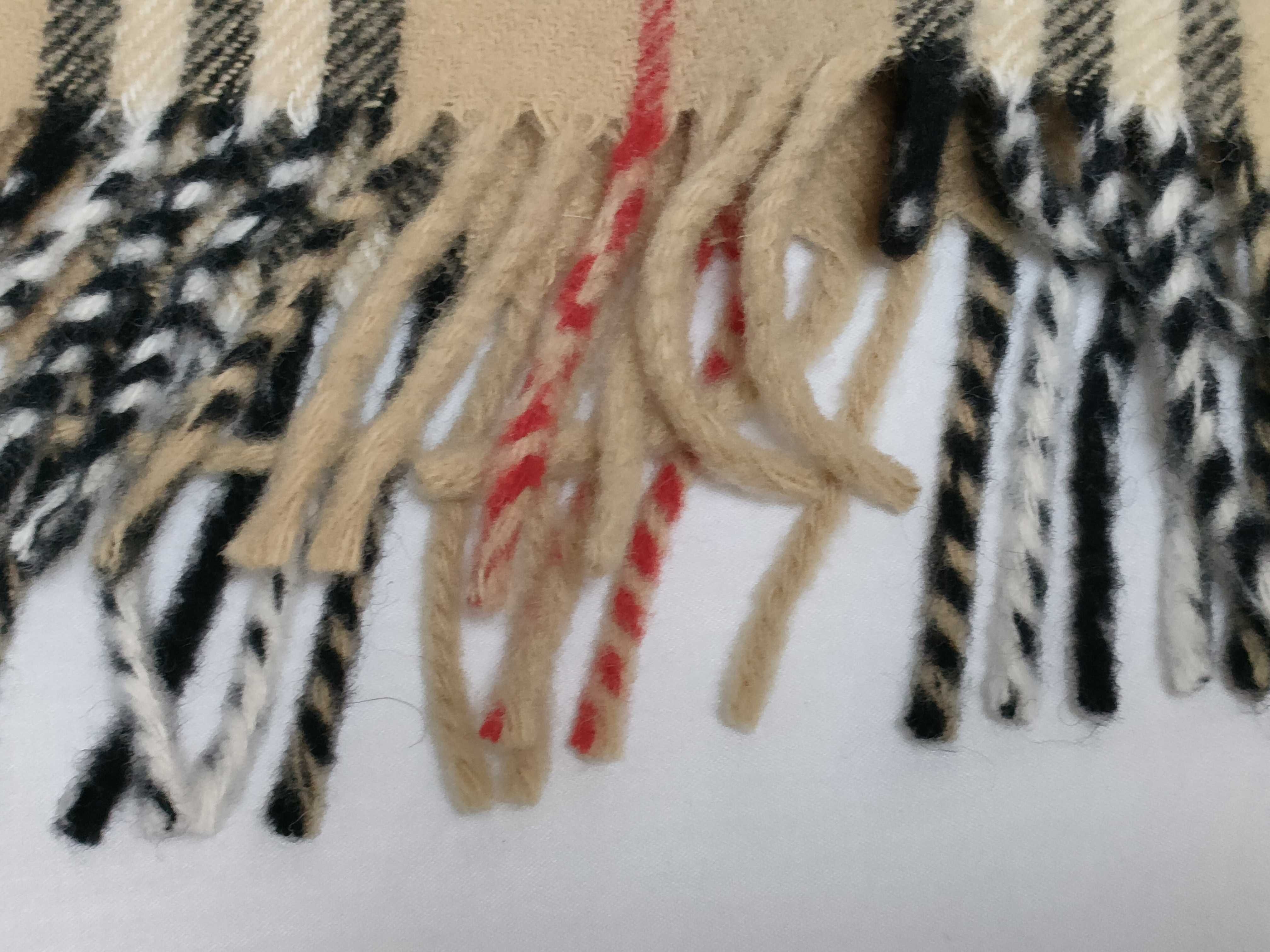 Burberrys Vintage House Check Wool Scarf