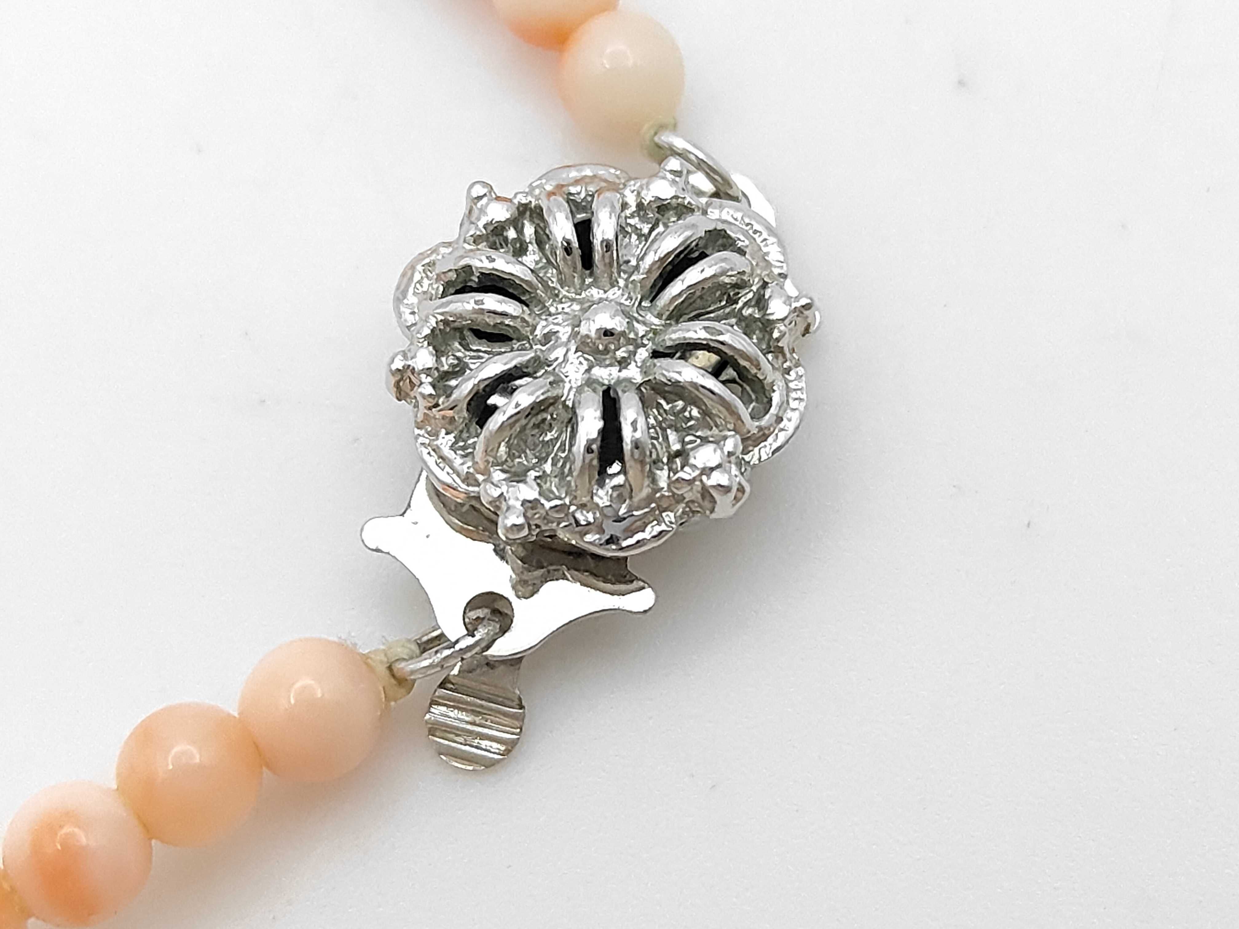 Graduated Antique Angel Skin Coral Bead Necklace with Filigree Clasp