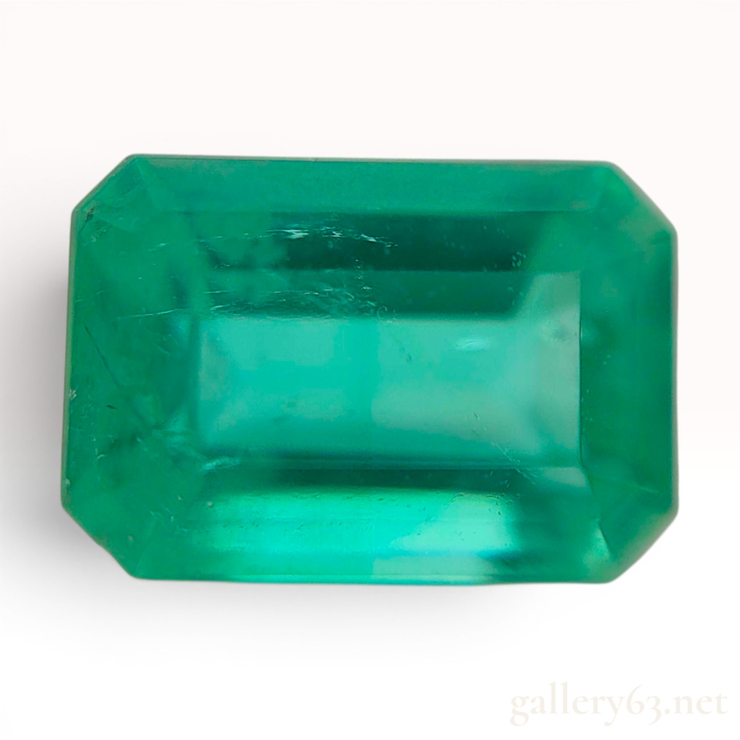 A Loose Emerald-Cut Emerald, 0.961cts
