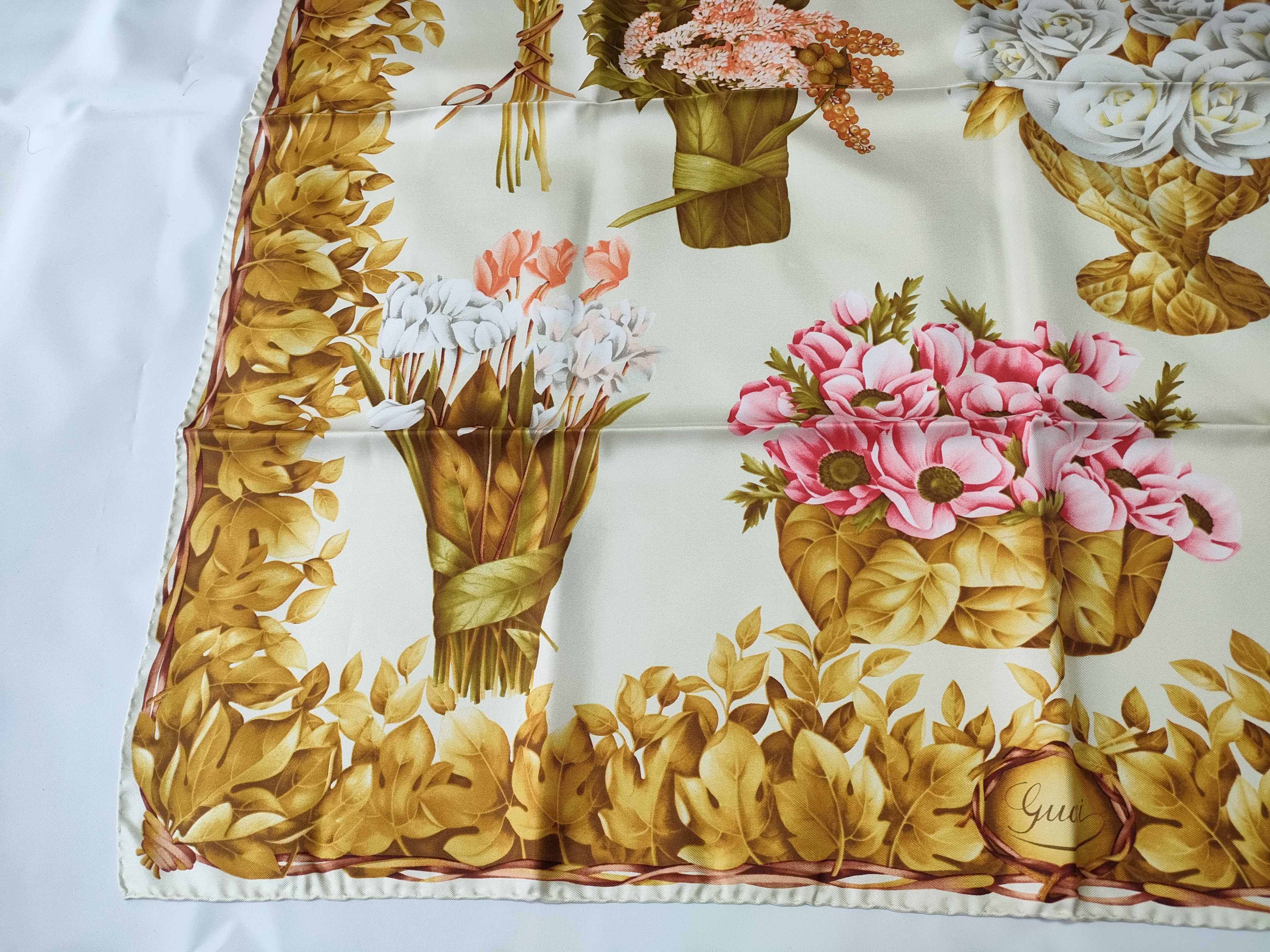 Gucci Floral Bouquet Silk Scarf with Original Box