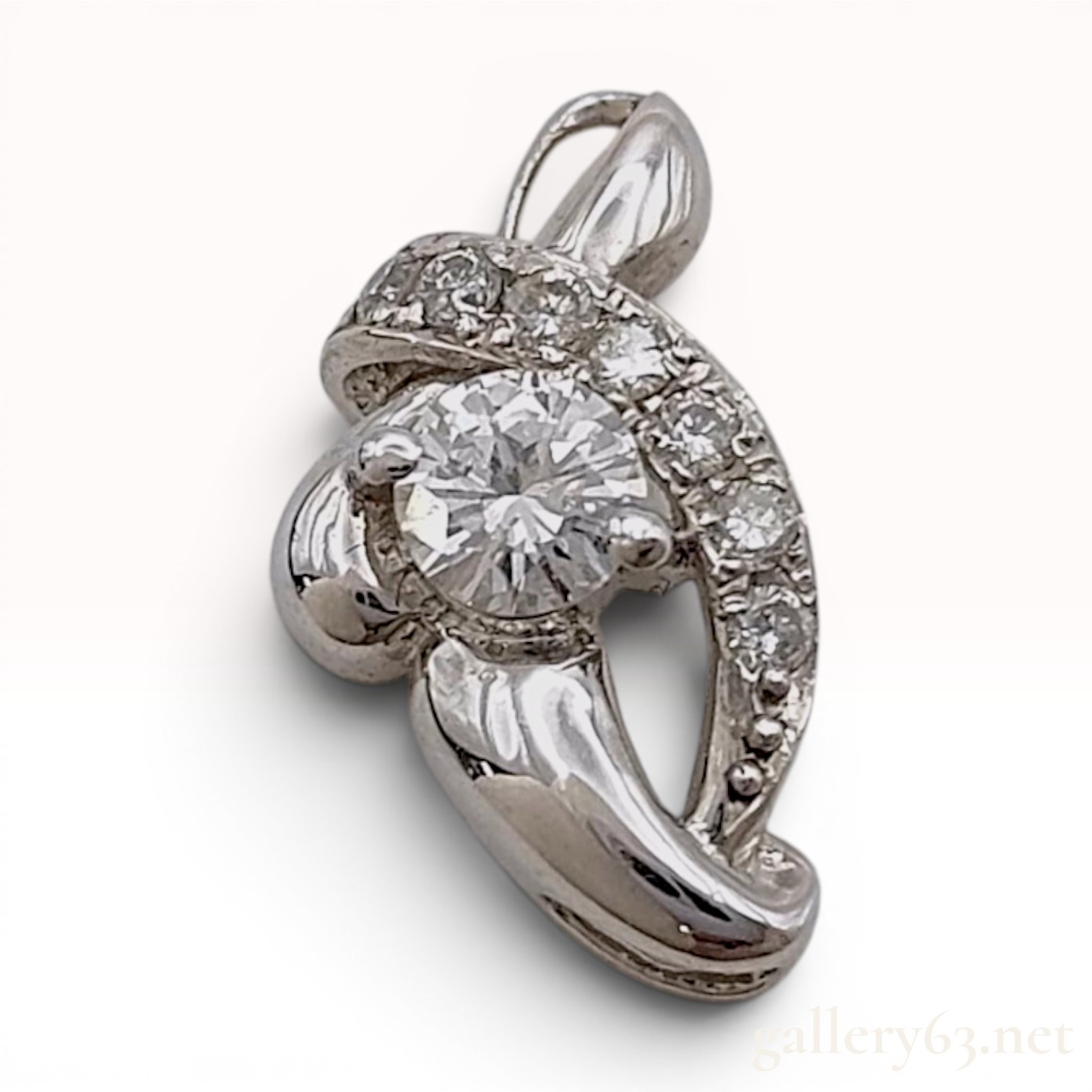 Platinum and Diamond Bypass Pendant with CGL Grading Report