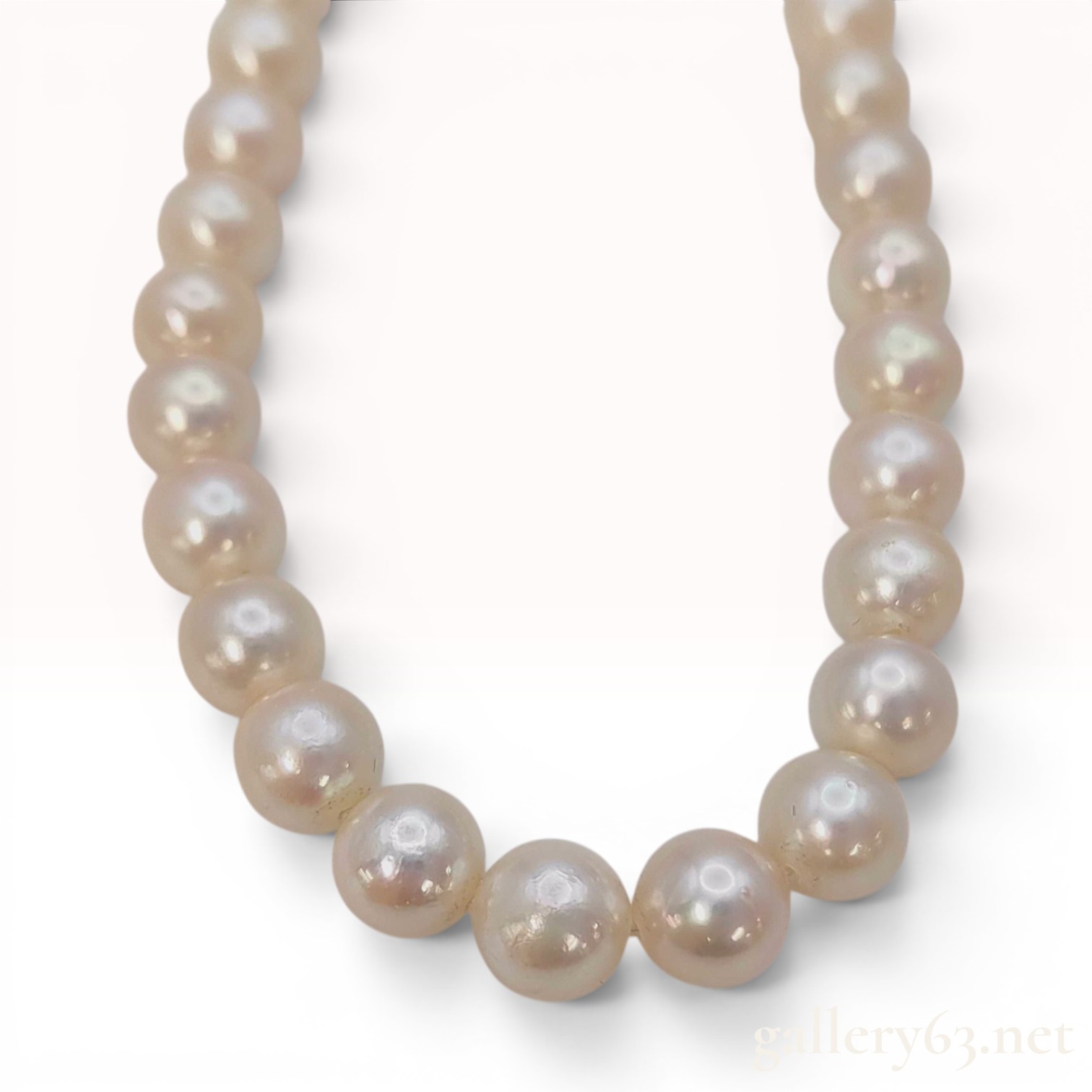 Single-Strand Semi-Round Cultured Pearl Necklace with Silver Clasp