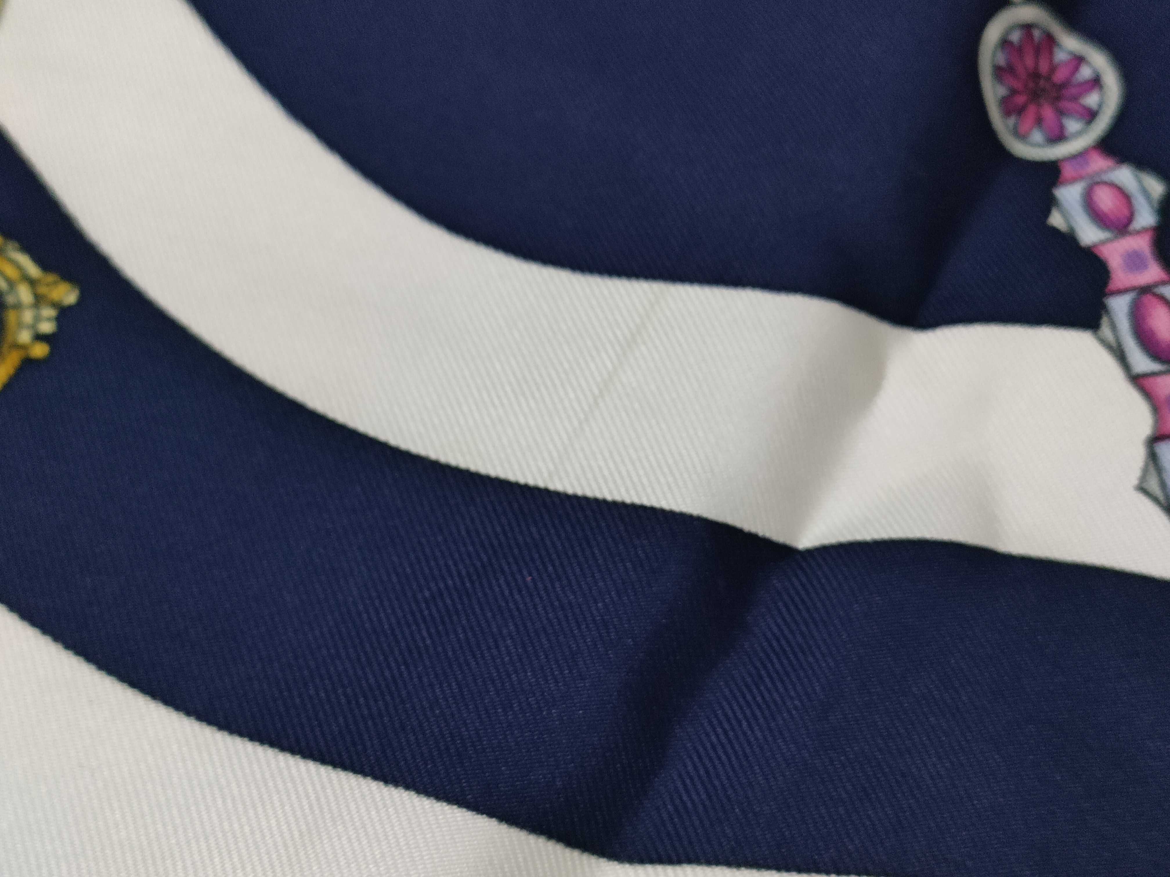 Hermes La Ronde des Heures 90cm Silk Twill Scarf