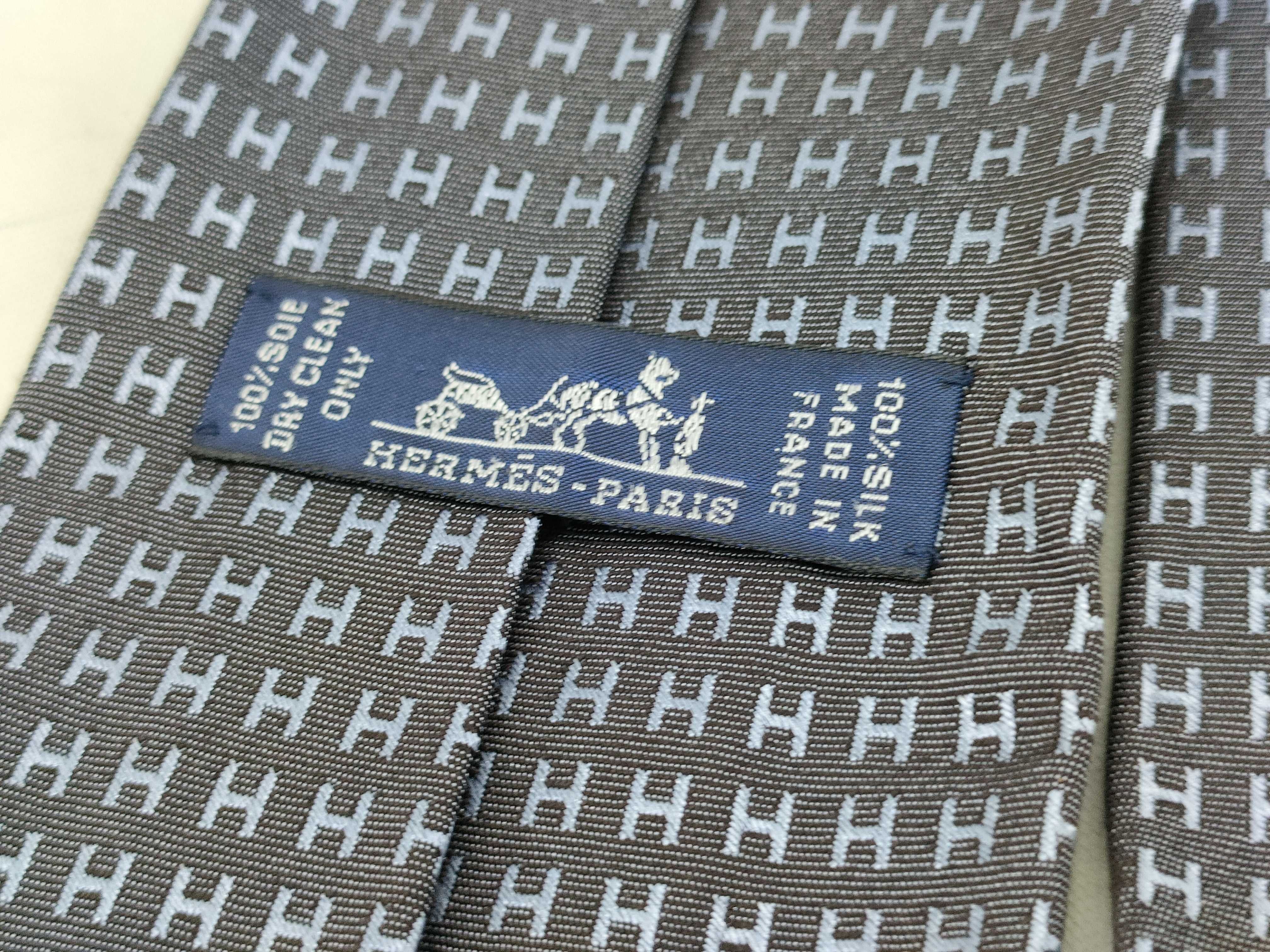 Hermes Faconnee H Pattern Silk Necktie in Gray and Light Blue