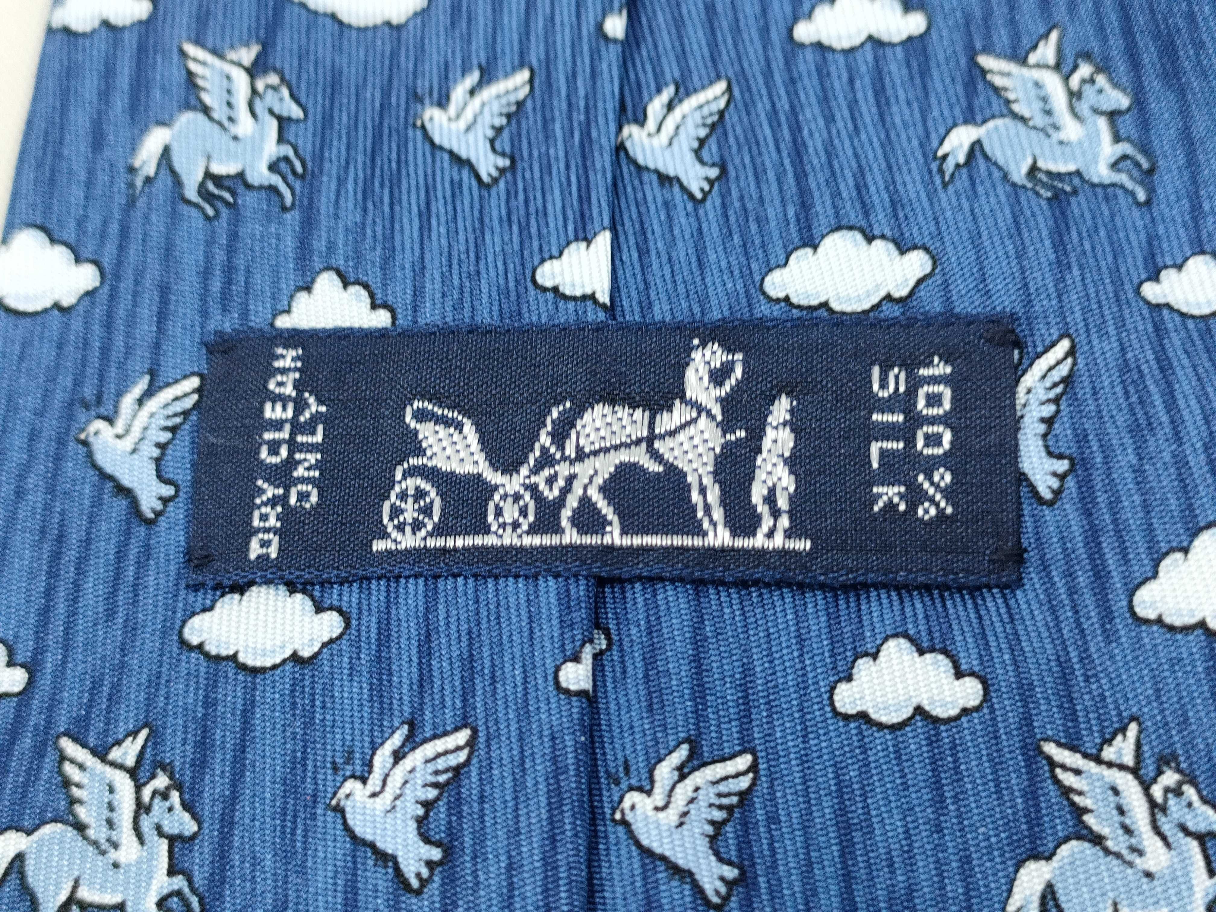 Hermes Blue Silk Pegasus and Dove Pattern Necktie
