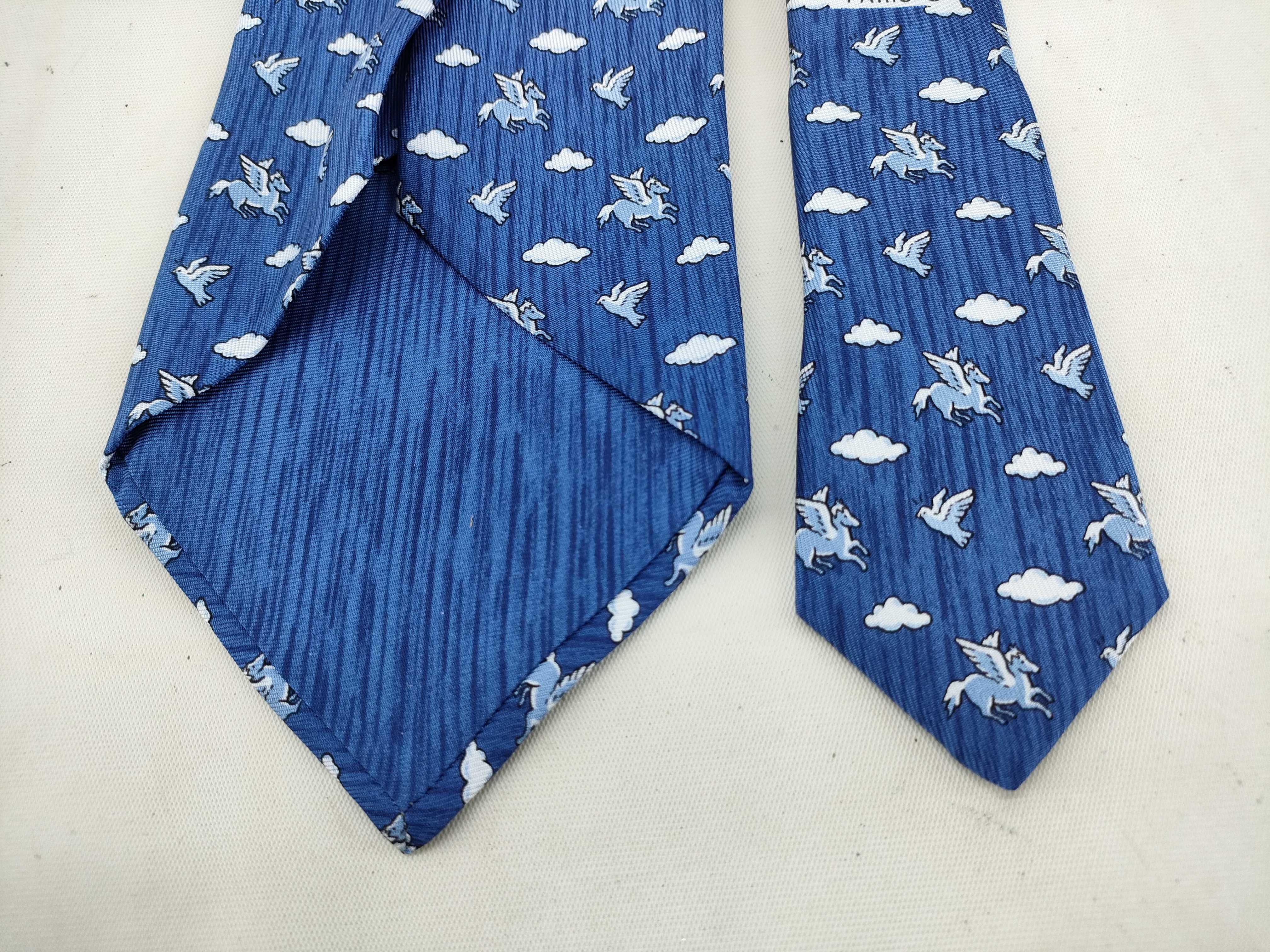 Hermes Blue Silk Pegasus and Dove Pattern Necktie