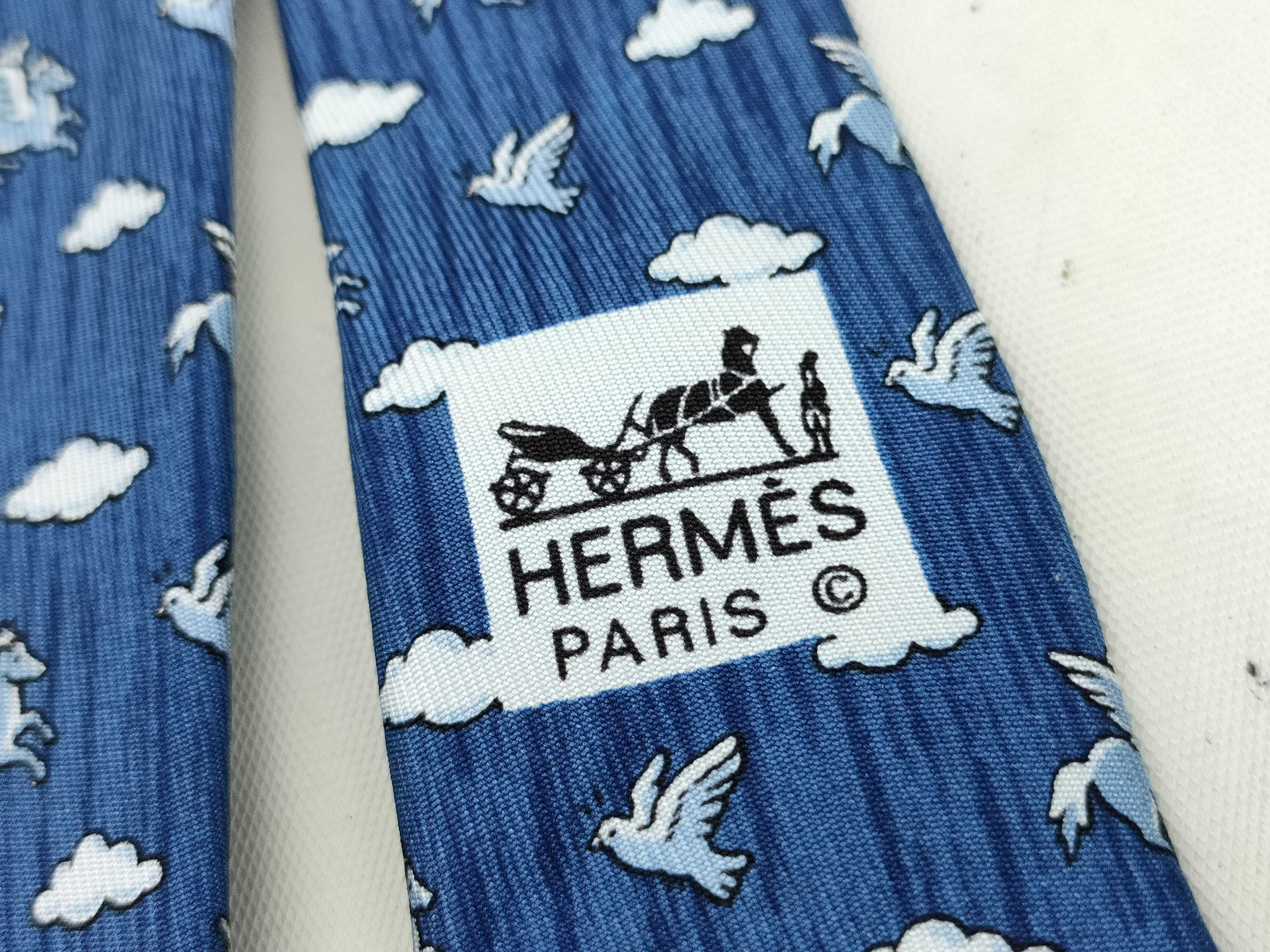 Hermes Blue Silk Pegasus and Dove Pattern Necktie
