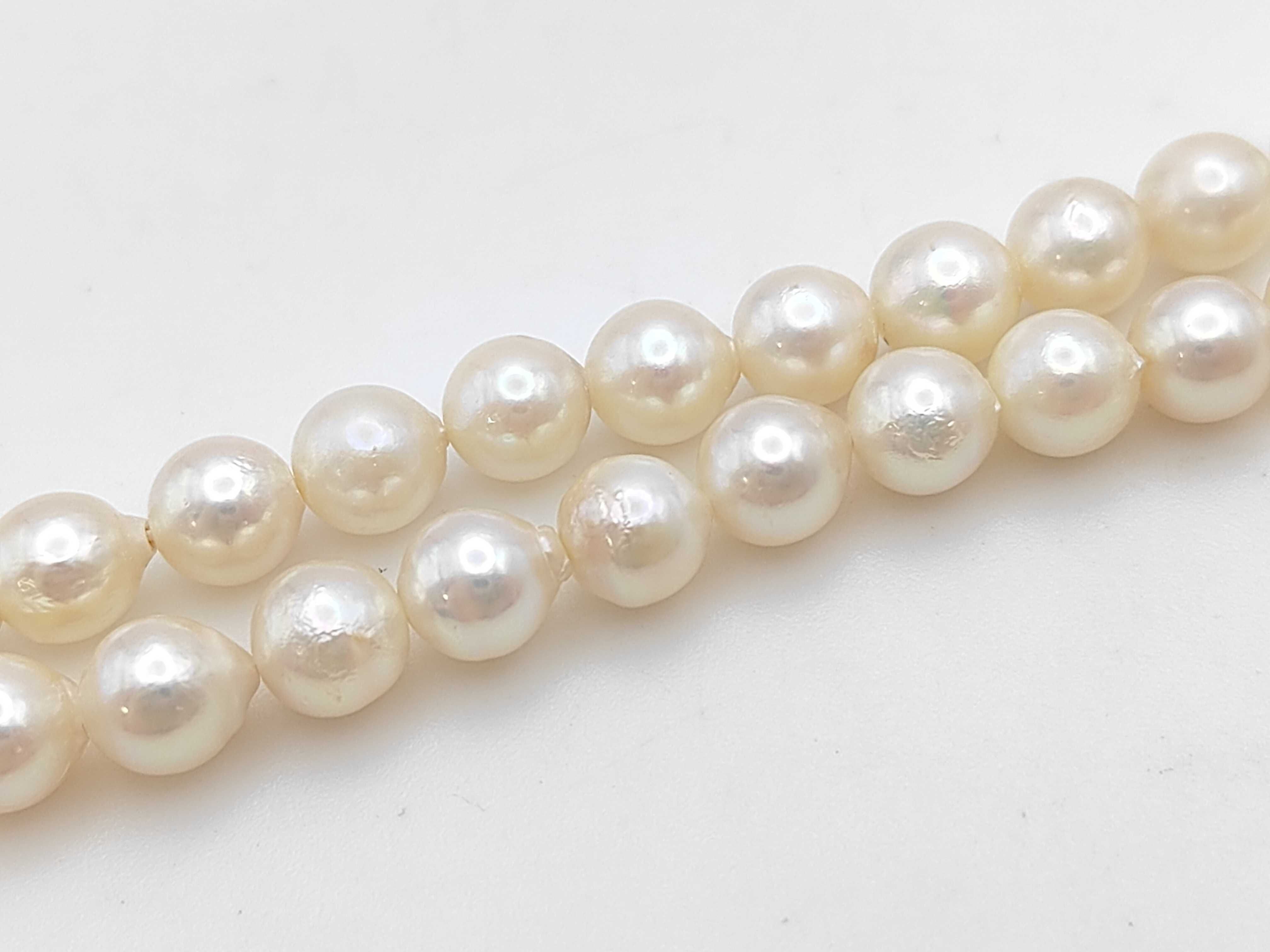 Single Strand Cultured Pearl Necklace with Silver Floral Clasp