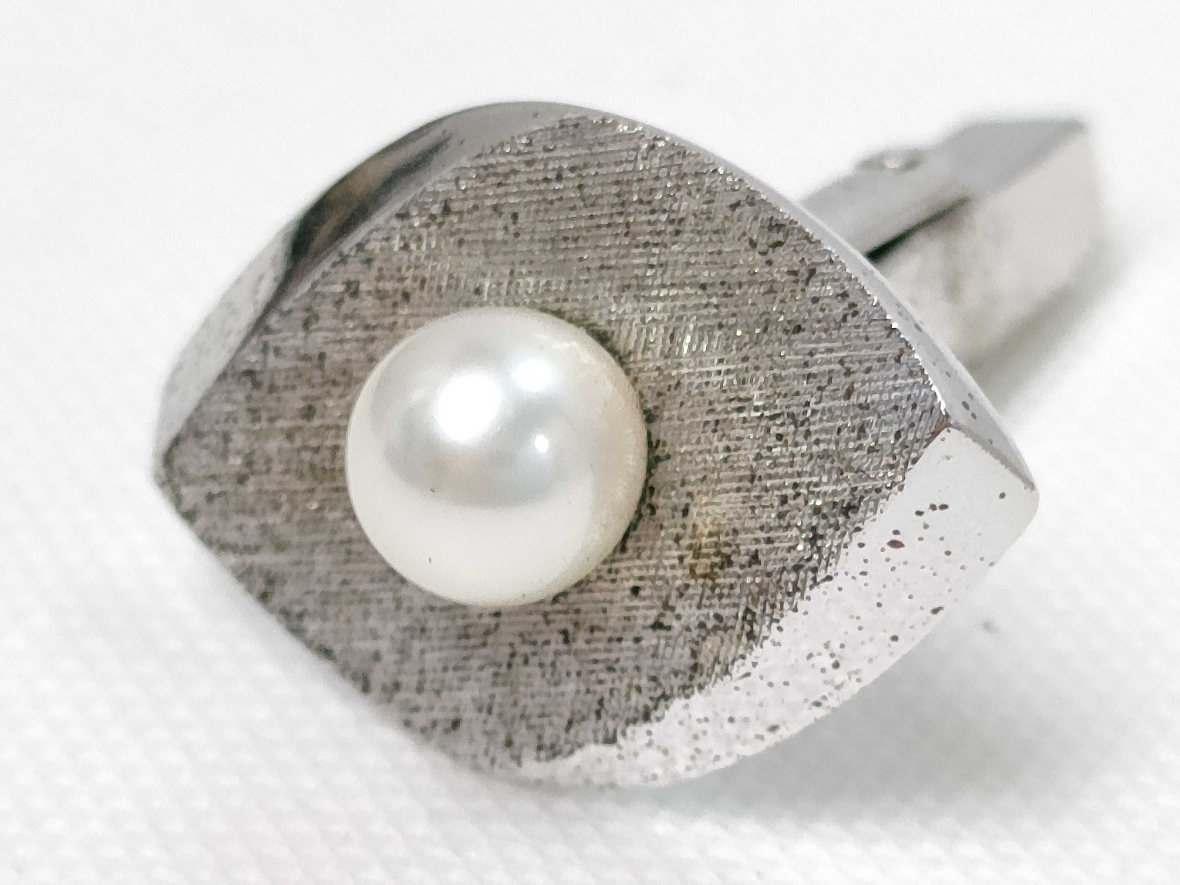 Two Pairs of Mid-Century Modern Toggle-Back Cufflinks