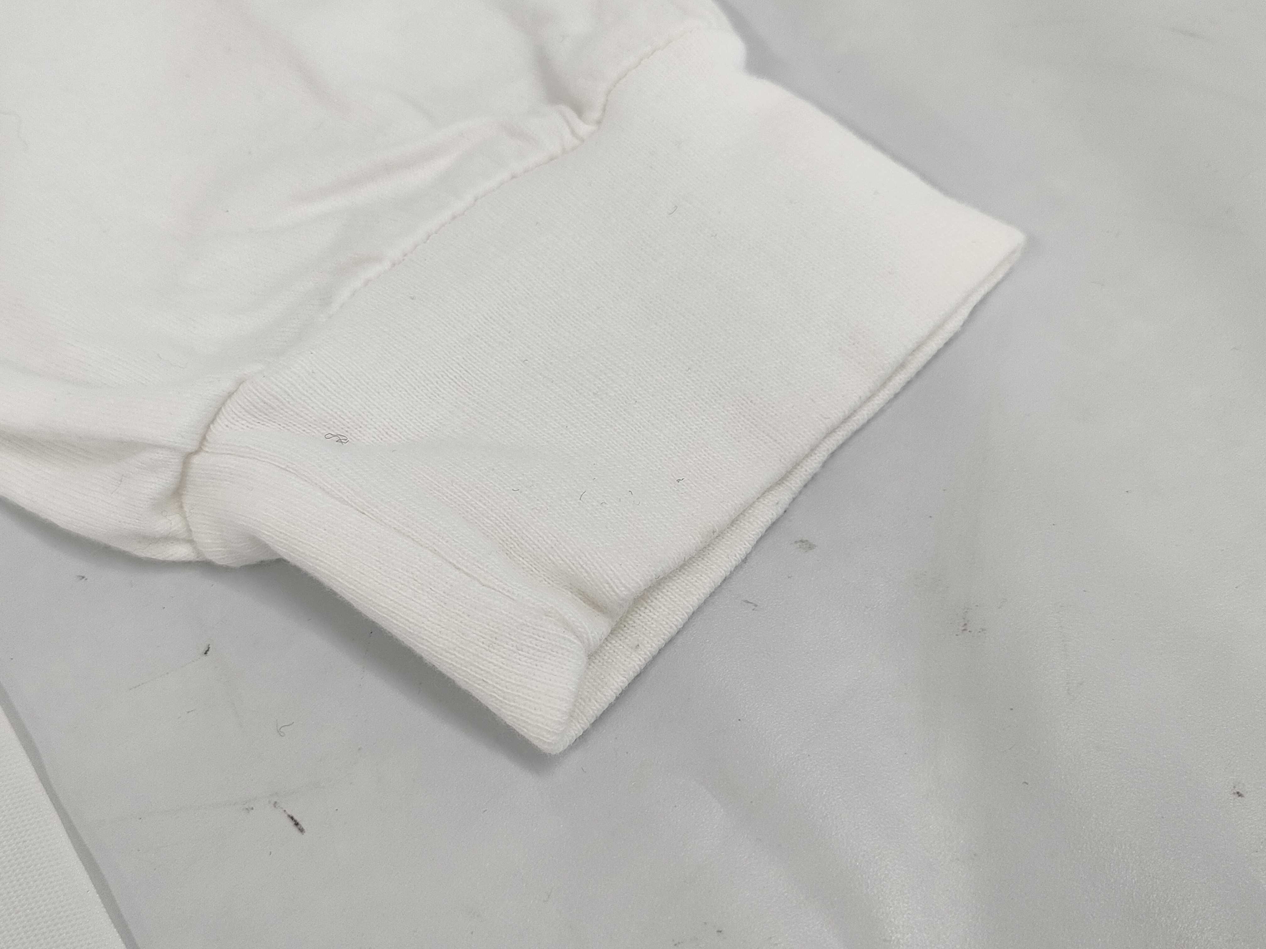 XLARGE White Cotton Long Sleeve Graphic Tee size M