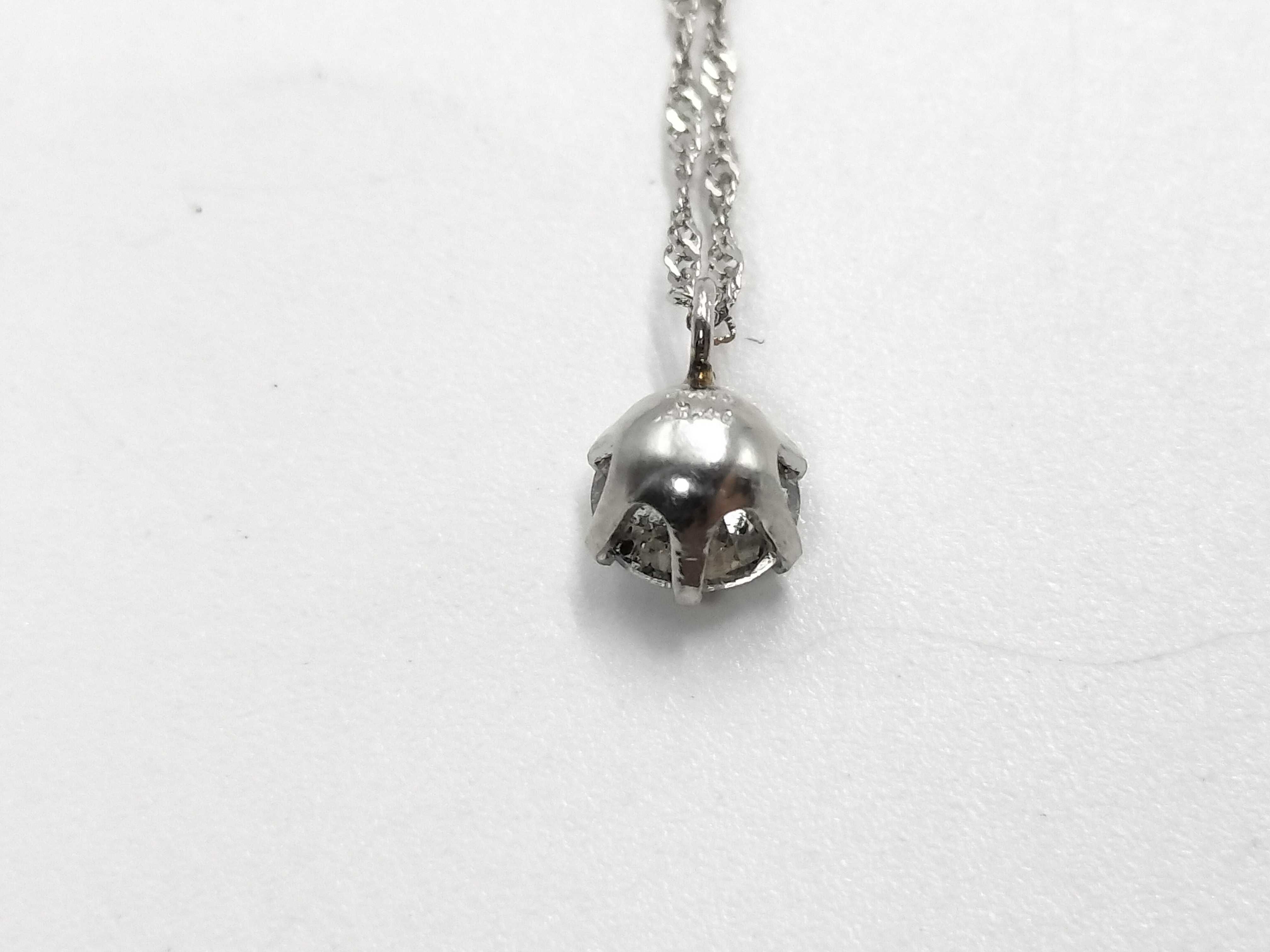 Platinum and 0.40 Carat Diamond Solitaire Pendant Necklace