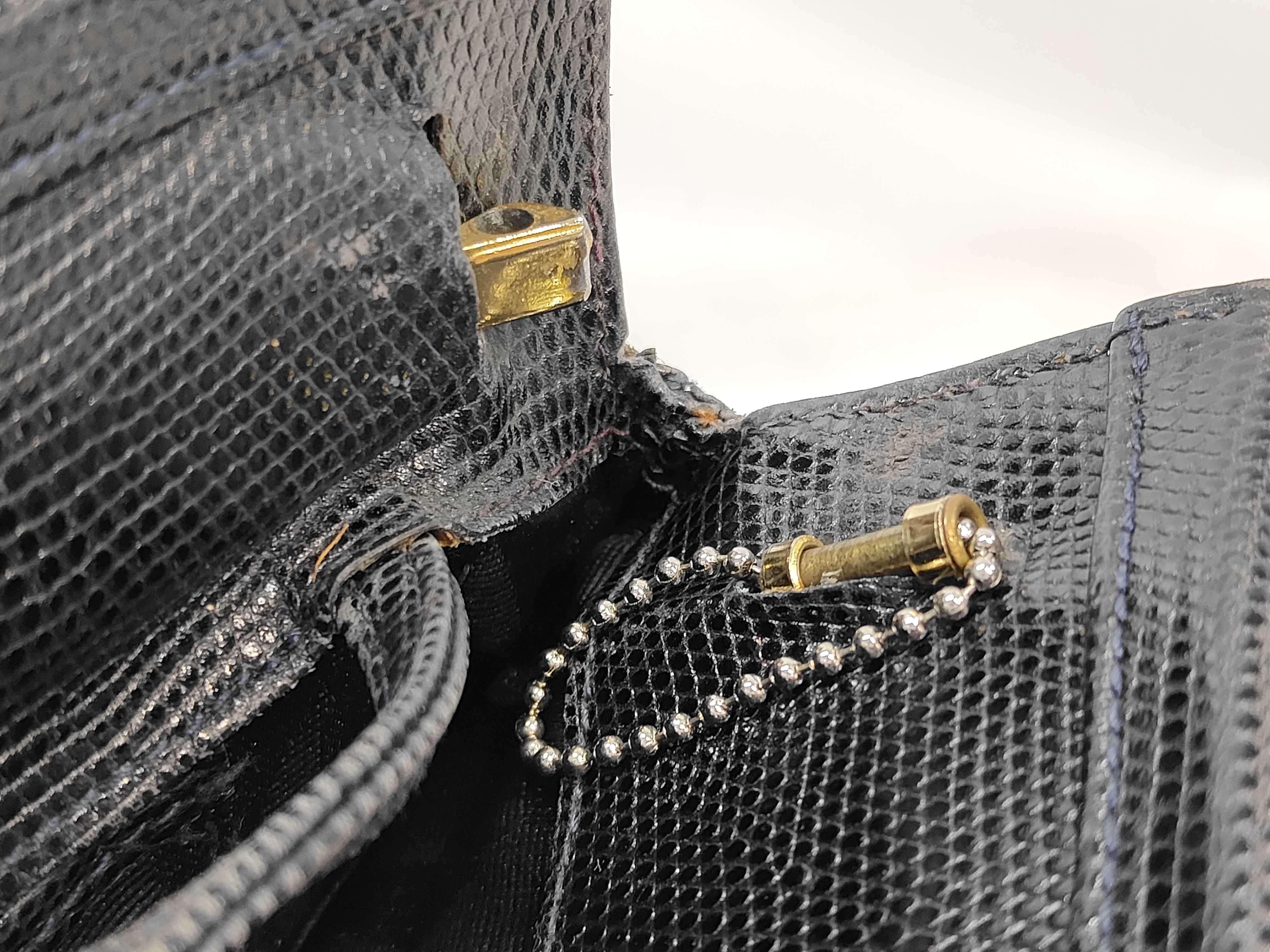 Salvatore Ferragamo Black Lizard-Embossed Leather Vara Bow Shoulder Bag