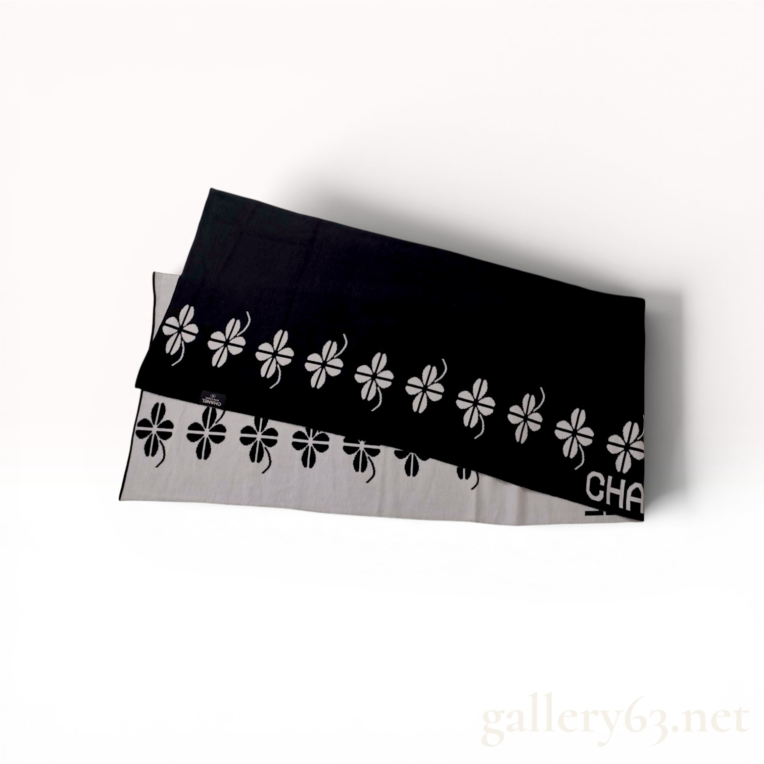 Chanel Boutique Reversible Black and White Knit Clover Motif Scarf
