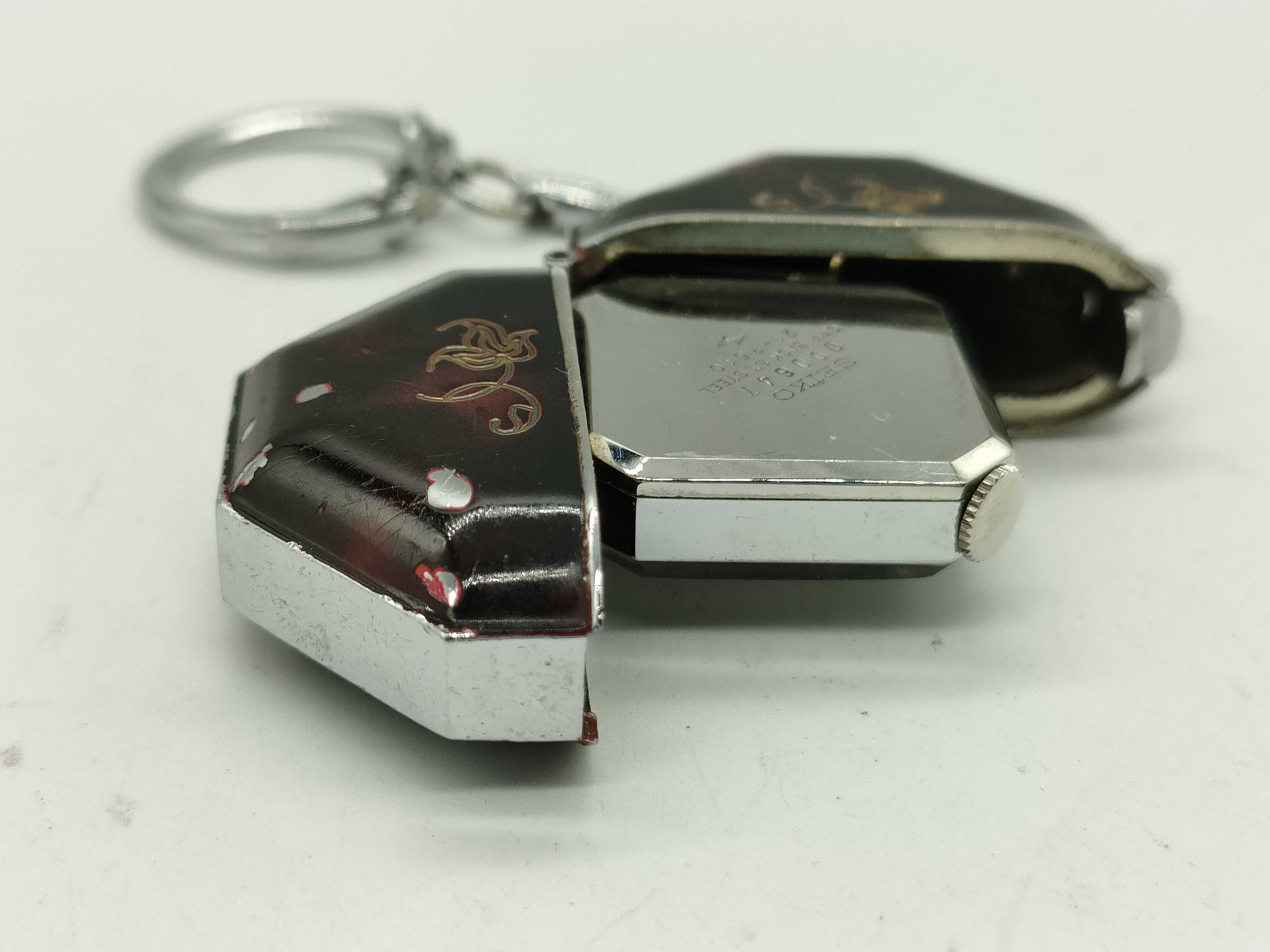 Seiko Momotaro 21-7510 Octagonal Manual Wind Keychain Watch