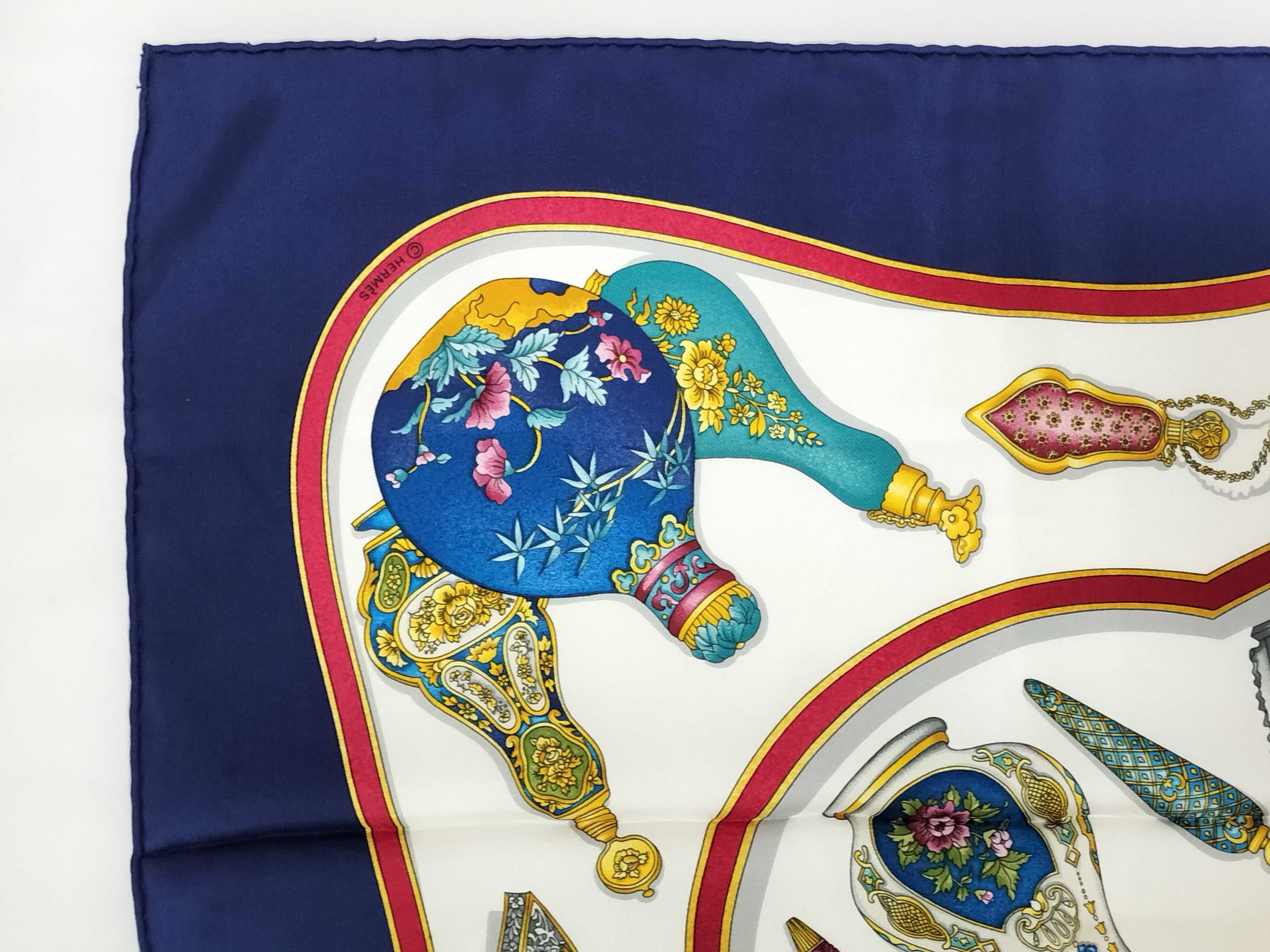 Hermes Qu'importe le flacon Silk Scarf