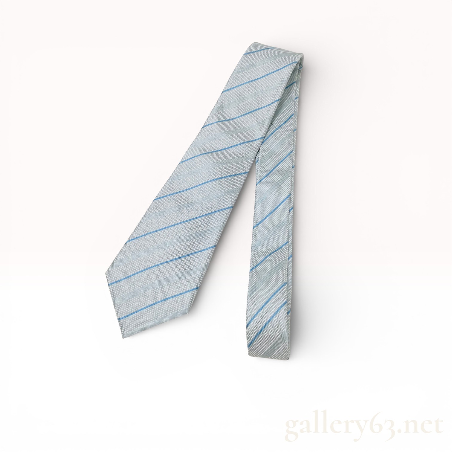 Louis Vuitton Blue and Silver Diagonal Striped Silk Men's Tie