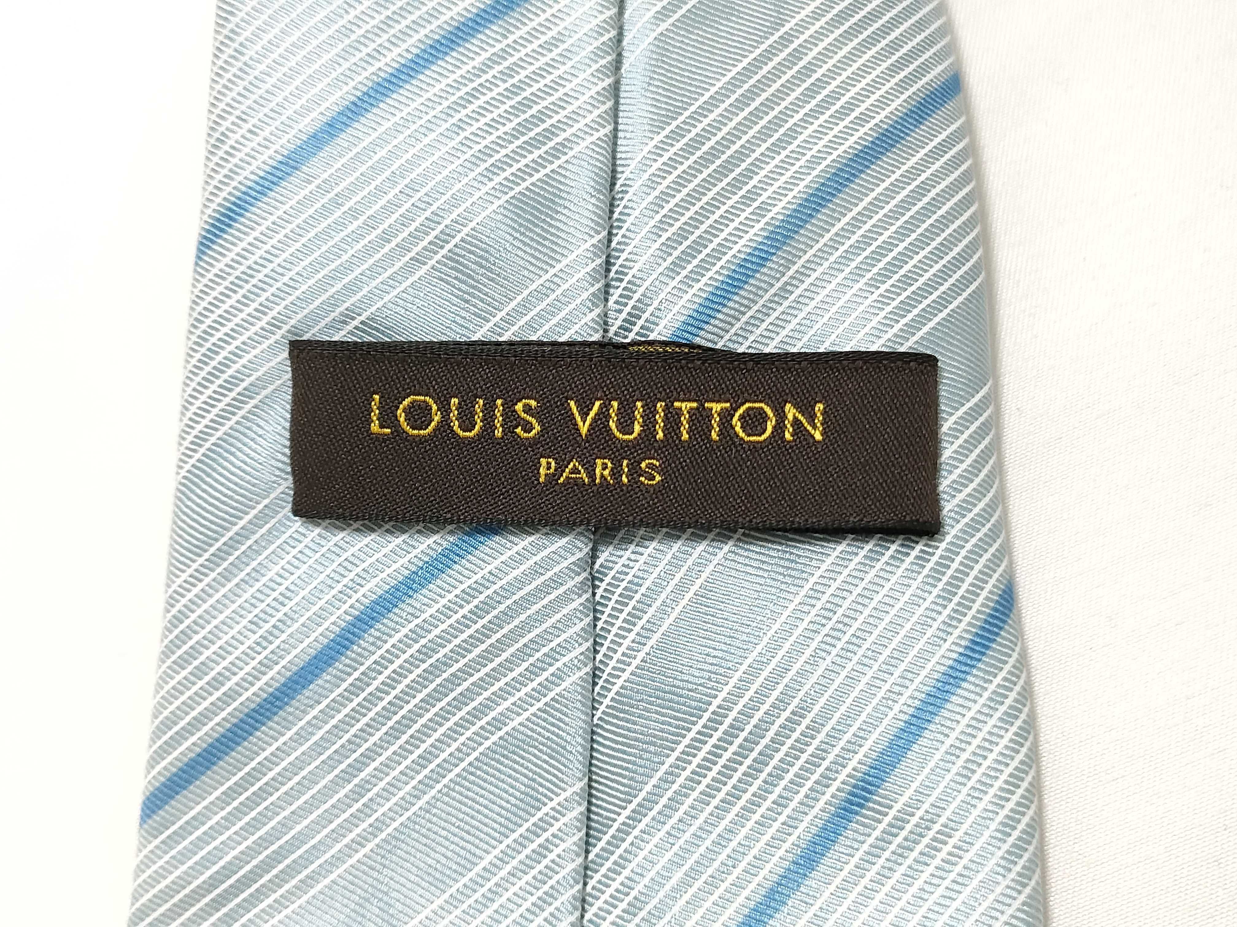 Louis Vuitton Blue and Silver Diagonal Striped Silk Men's Tie